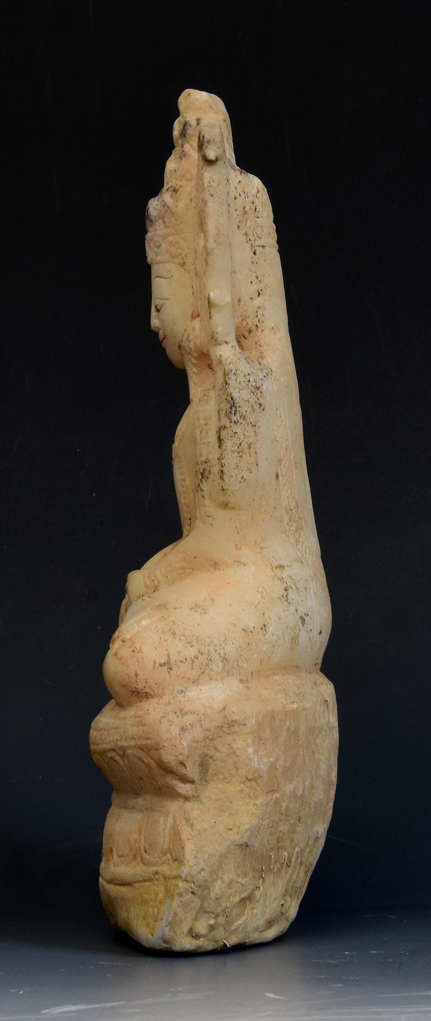 18th C., Shan, Rare Antique Burmese Alabaster Marble Seated King Buddha Statue For Sale 4