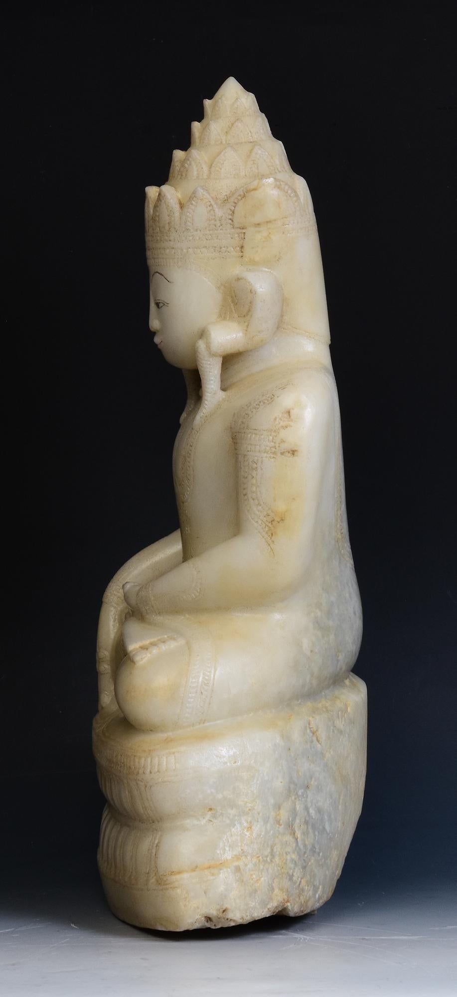 18th C., Shan, Rare Antique Burmese Alabaster Marble Seated King Buddha Statue 4