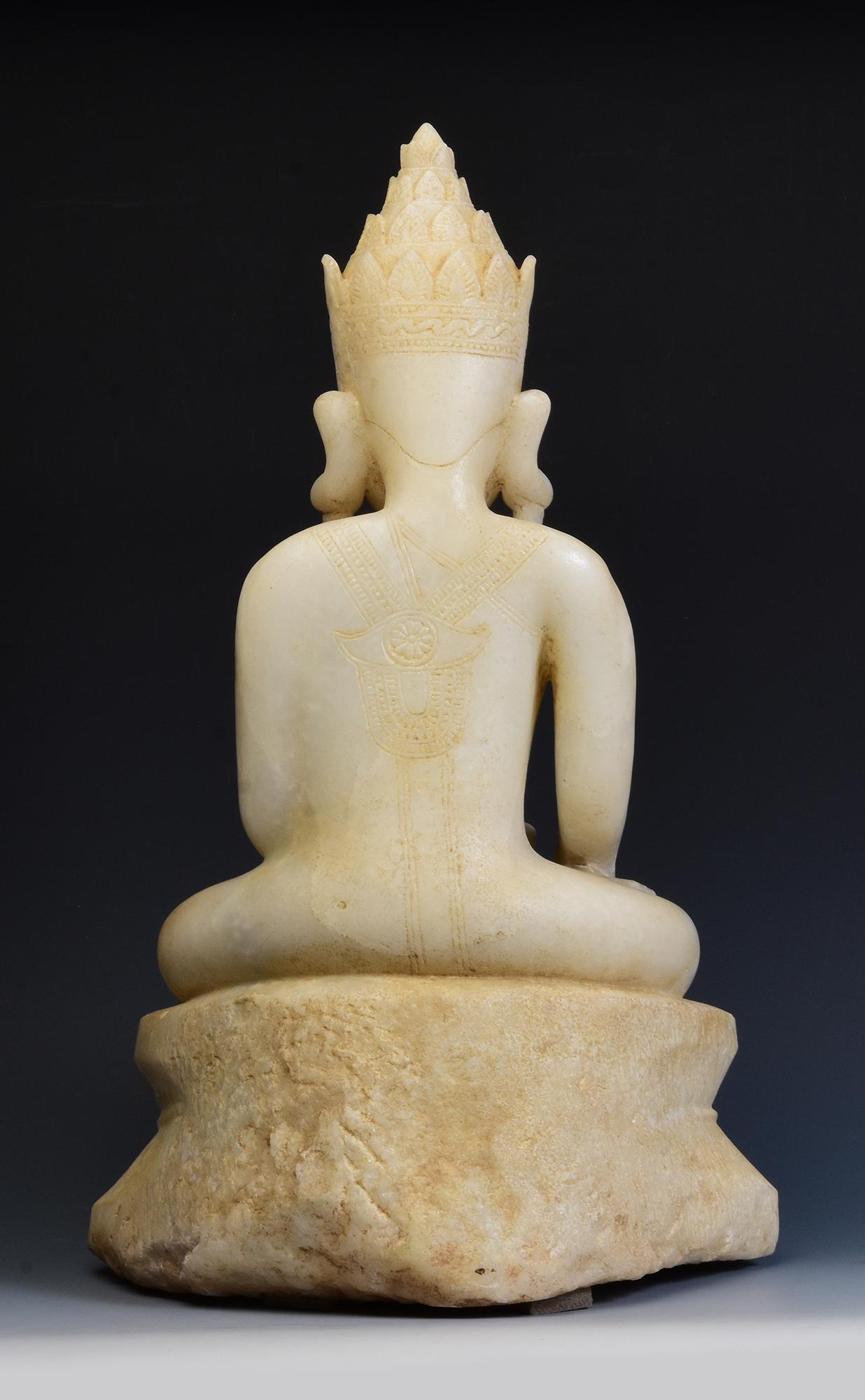 18th C., Shan, Rare Antique Burmese Alabaster Marble Seated King Buddha Statue For Sale 4
