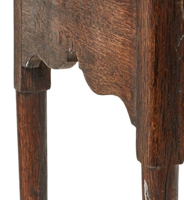 Mid-18th Century Elegant Early 18th c. Side Table with Scalloped Apron