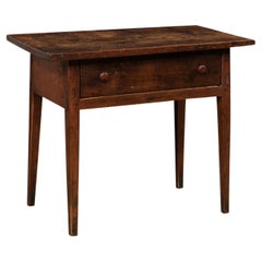 Tavolo in noce intagliato spagnolo del XVIII secolo con cassetto (il piano ha una patina antica favolosa!)
