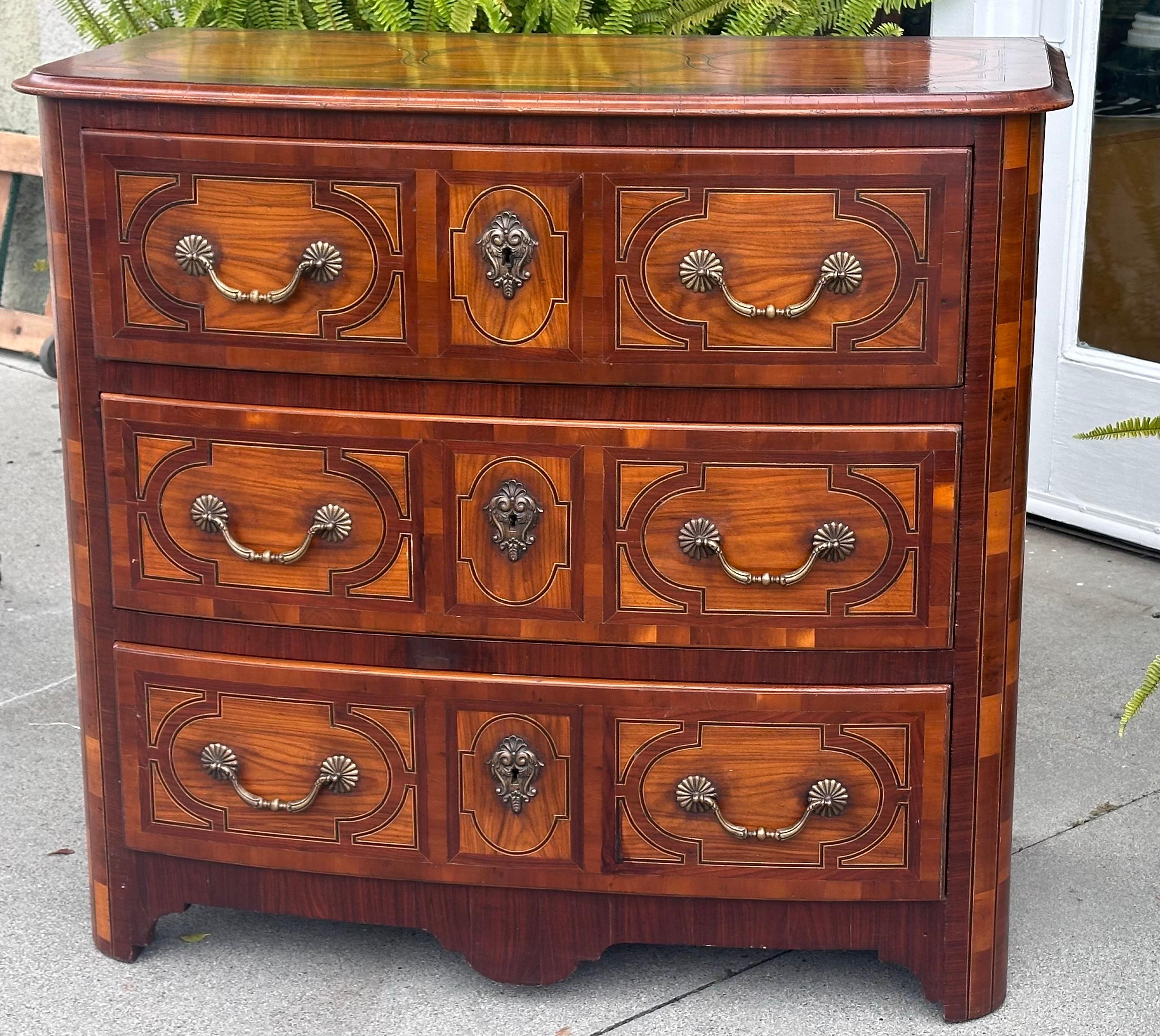 Georgian 18th C Style Alfonso Marina Chest of Drawers Commode For Sale