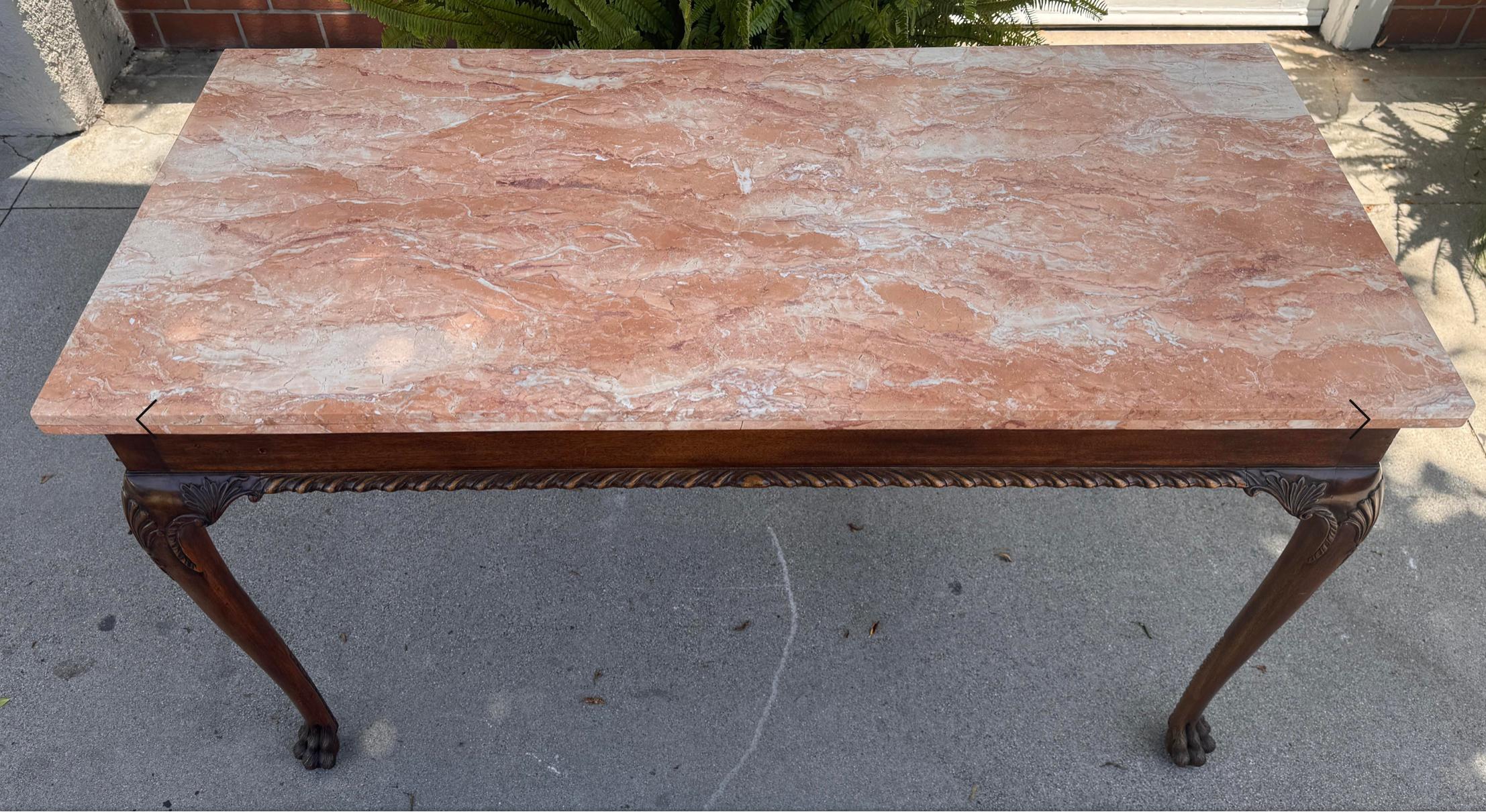 Tavolo da console con piano in marmo in stile A.I.C. del 18° secolo, Burton-Ching in stile Regency In condizioni buone in vendita a LOS ANGELES, CA