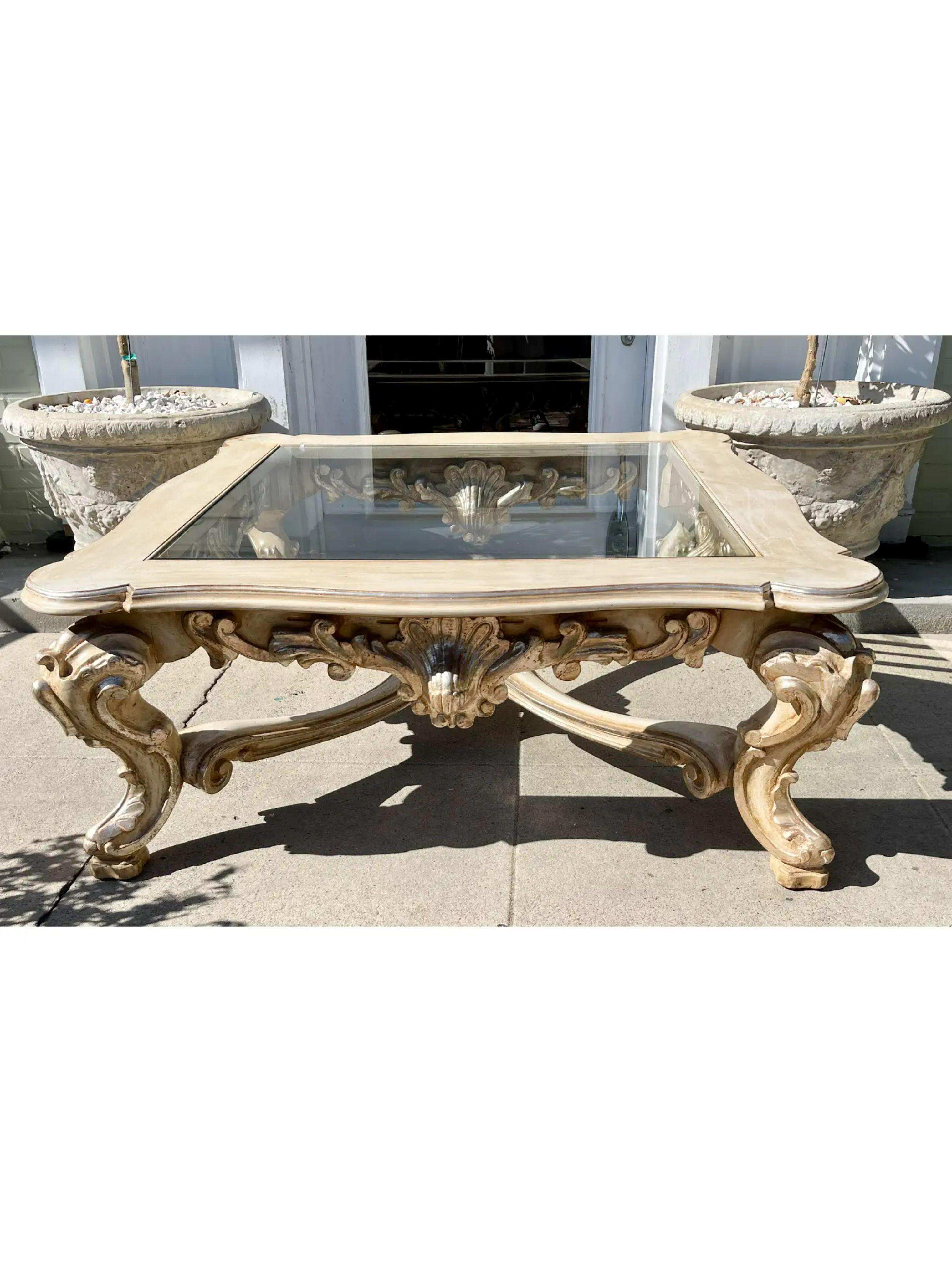 18th Century Style Carved Italian Rococo Giltwood Coffee Cocktail Table For Sale 2