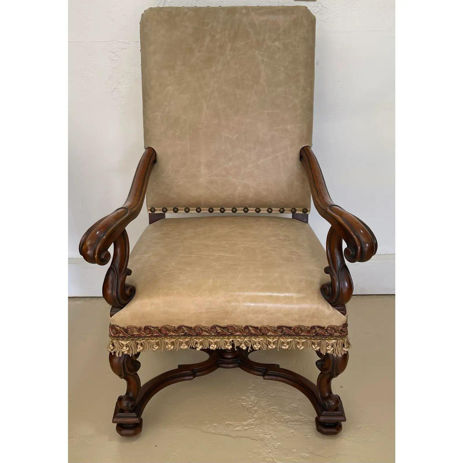 18th C Style Ebanista Spanish Colonial Dining Chair with Leather Armorial Crest In Good Condition For Sale In LOS ANGELES, CA