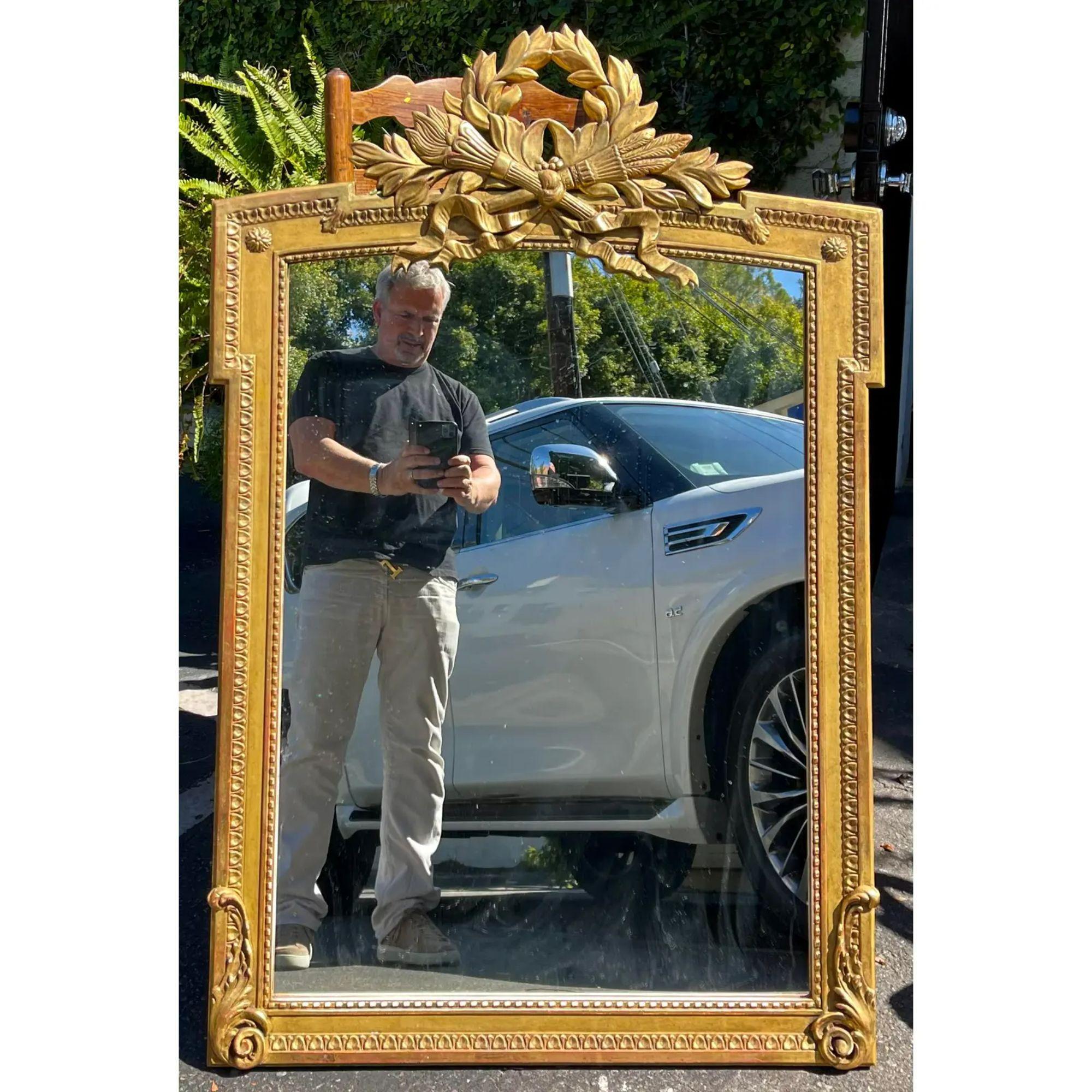 18th Century style Jerry Solomon Neoclassical giltwood mirror.

Additional information:
Materials: giltwood, mirror
Color: Gold
Period: 2000 - 2009
Styles: Neoclassical 
Item Type: vintage, antique or pre-owned
Dimensions: 32