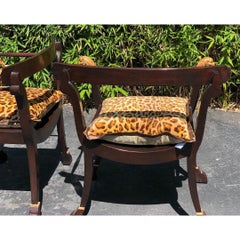 Paire de fauteuils à tréteaux de designer en bois doré romain du 18ème siècle