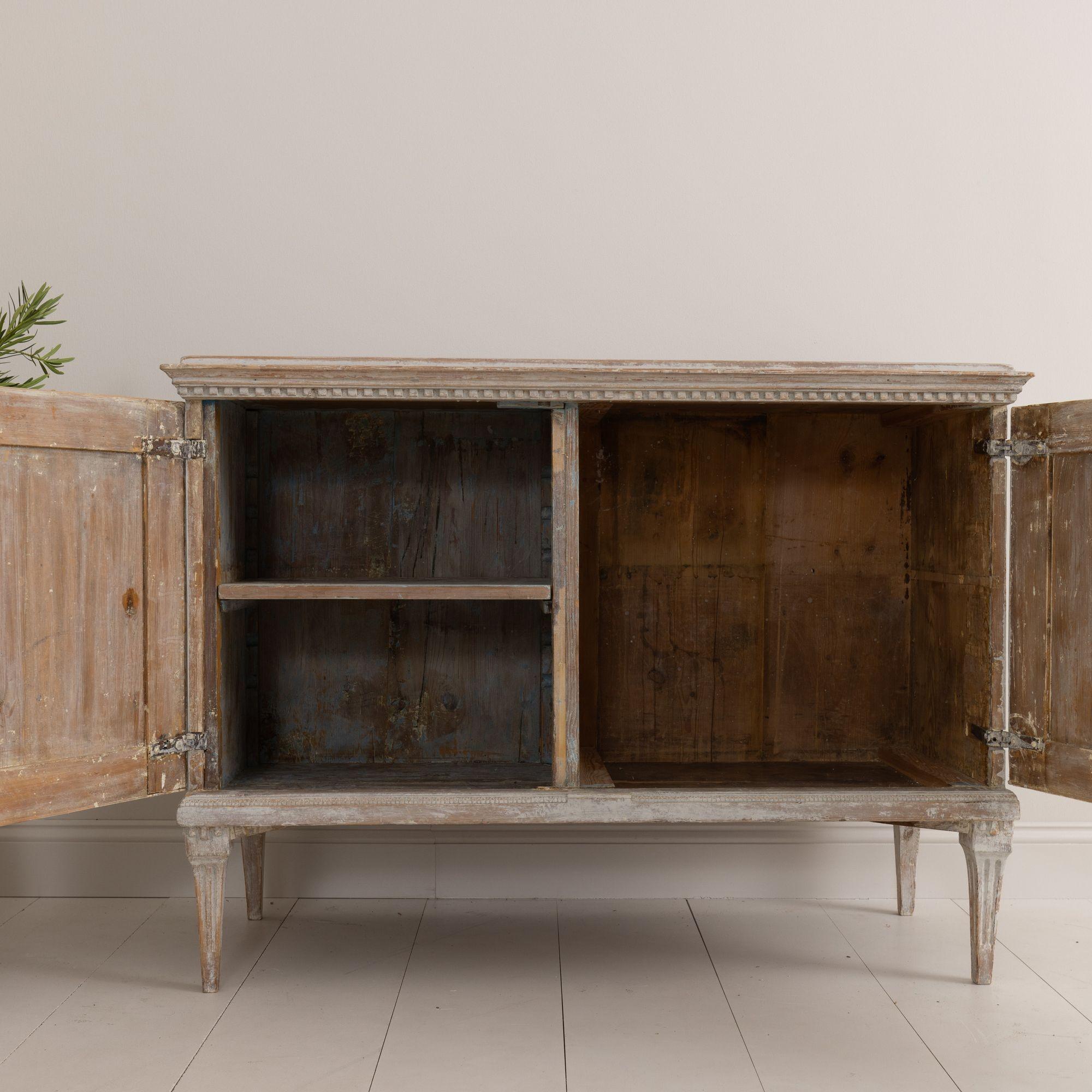 18th C. Swedish Gustavian Period Buffet with Reeded Doors in Original Paint 3