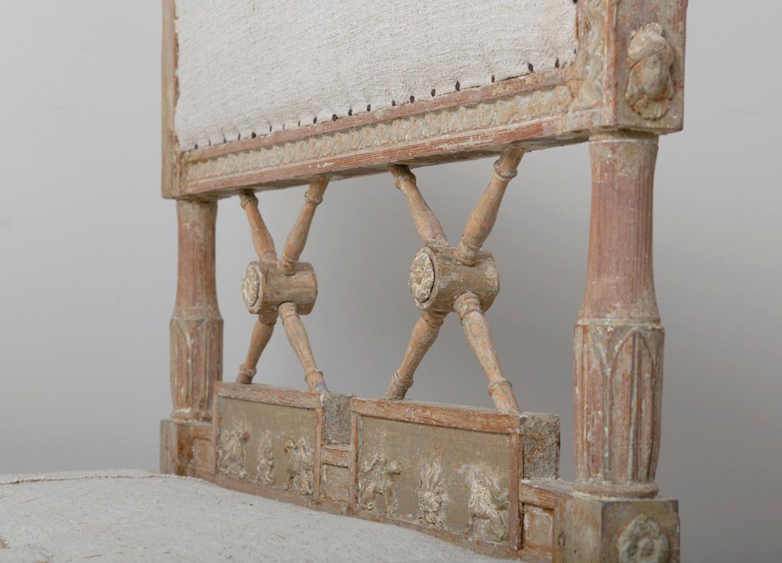  Swedish Daybed in Original Paint with Egyptian Carvings, 18th c. Gustavian 4