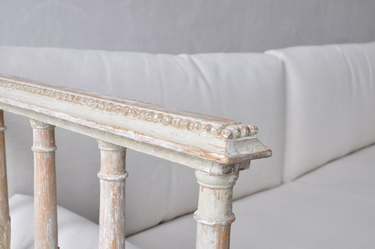 18th Century Swedish Gustavian Period Painted Daybed from Stockholm 2