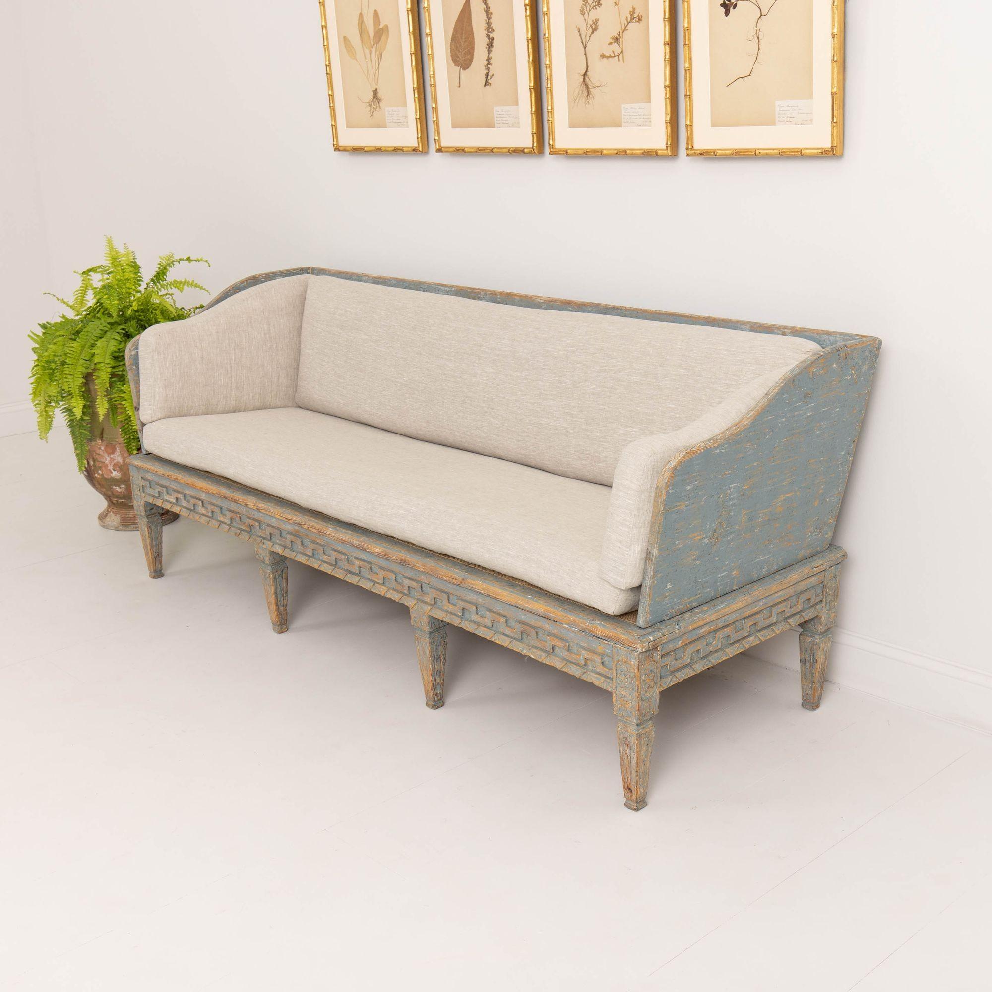 18th c. Swedish Gustavian Period Painted Sofa 'Trägsoffa' For Sale 5