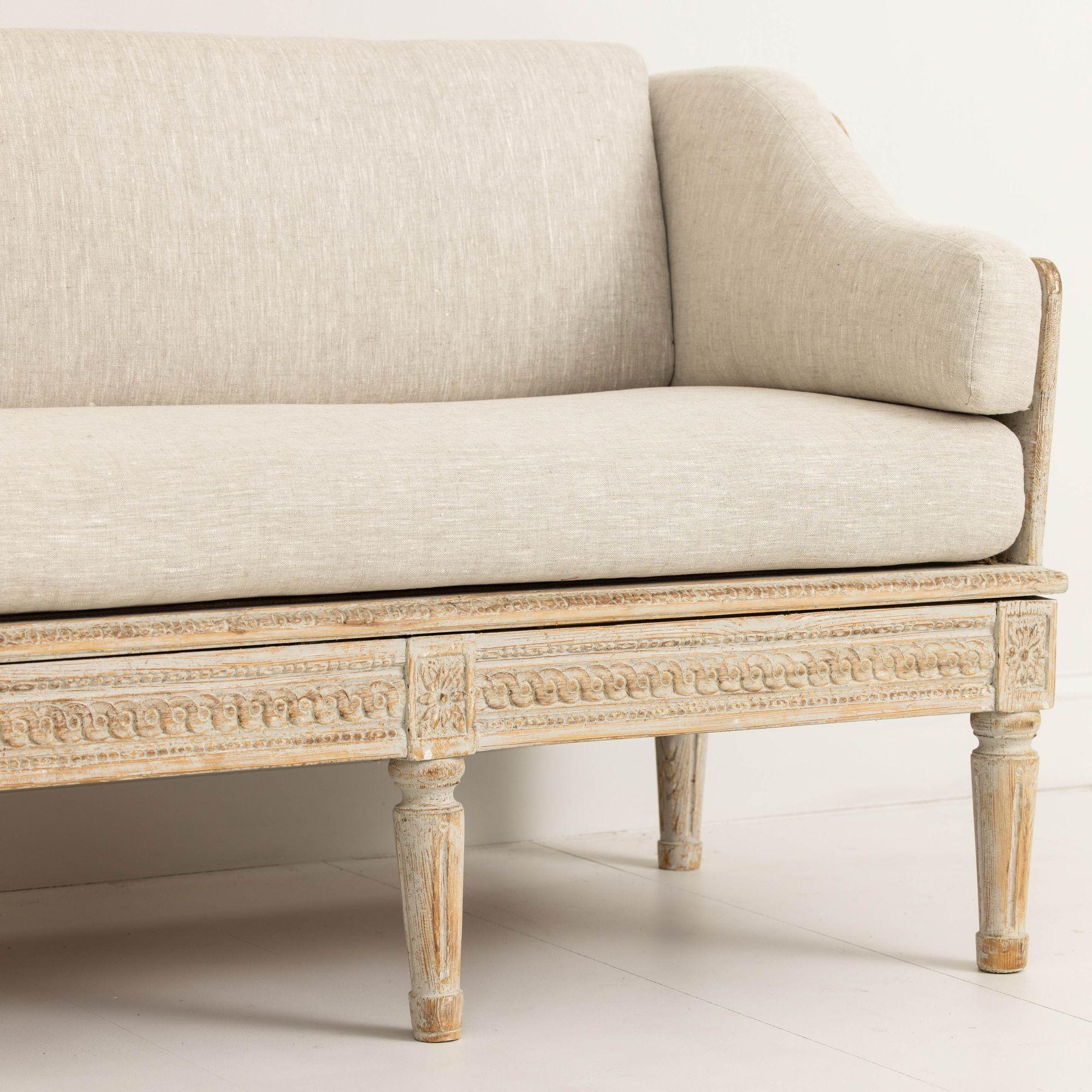 18. Jahrhundert. Schwedisches bemaltes Sofa 'Trägsoffa' aus der Gustavianischen Periode im Angebot 6