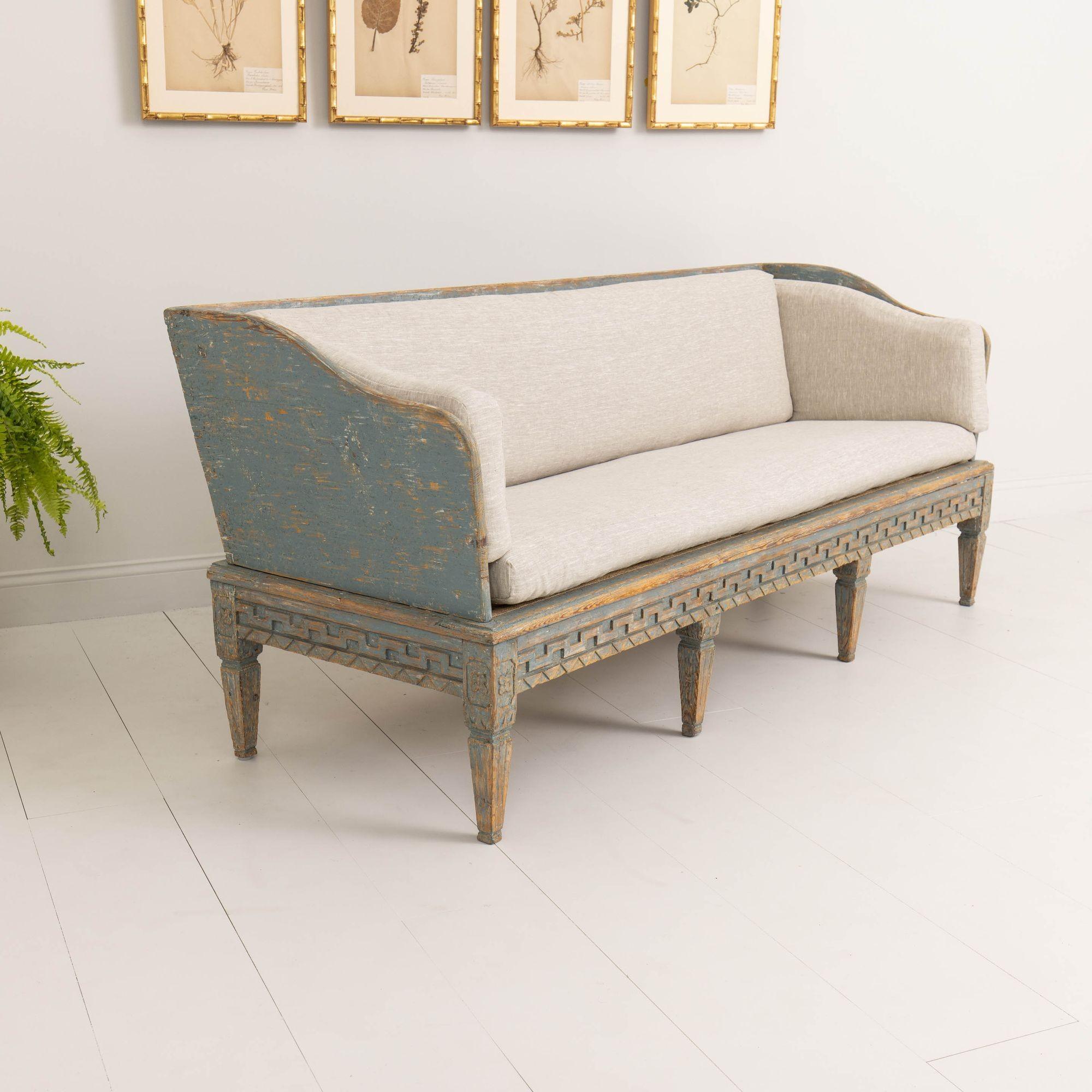 18th c. Swedish Gustavian Period Painted Sofa 'Trägsoffa' For Sale 2