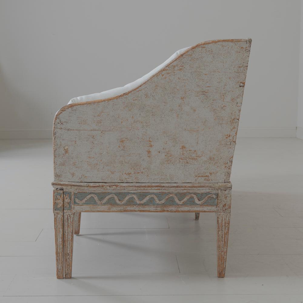 18th Century Swedish Gustavian Period Sofa Bench 'Tragsoffa' 5