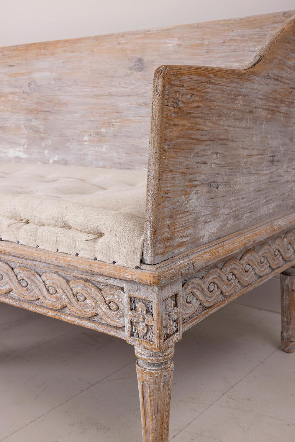 Linen 18th c. Swedish Gustavian Period Upholstered Trag Sofa in Original Paint