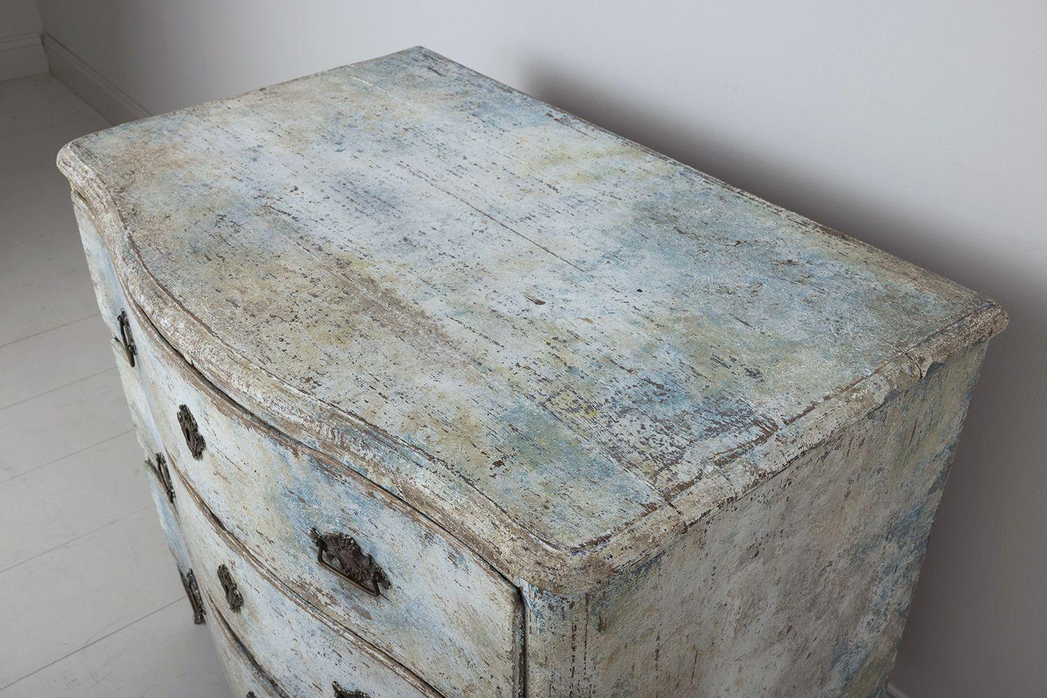 Hand-Carved 18th c. Swedish Rococo Period Serpentine Front Commode in Original Paint