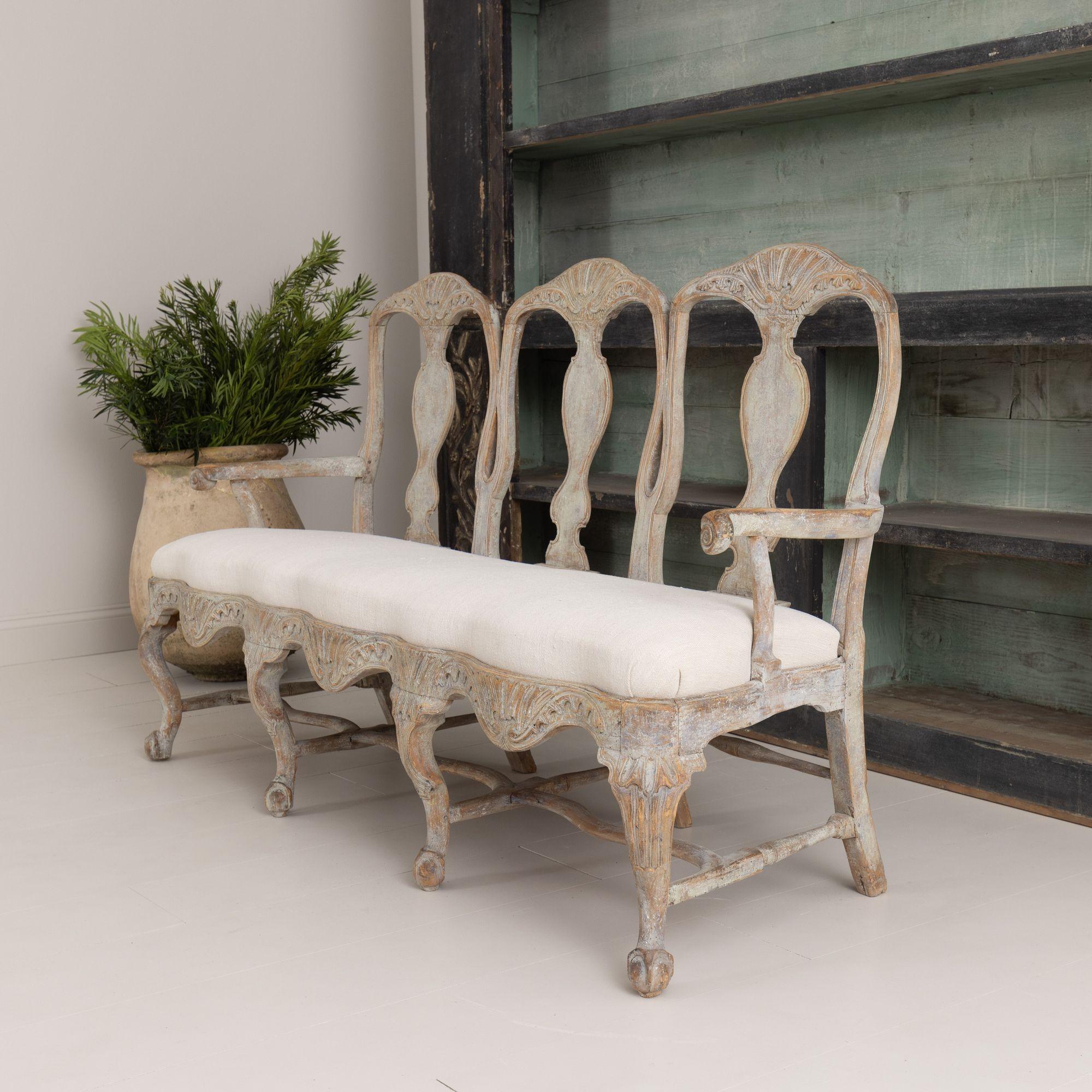 18th Century Swedish Rococo Period Settee or Sofa Bench in Original Paint For Sale 6