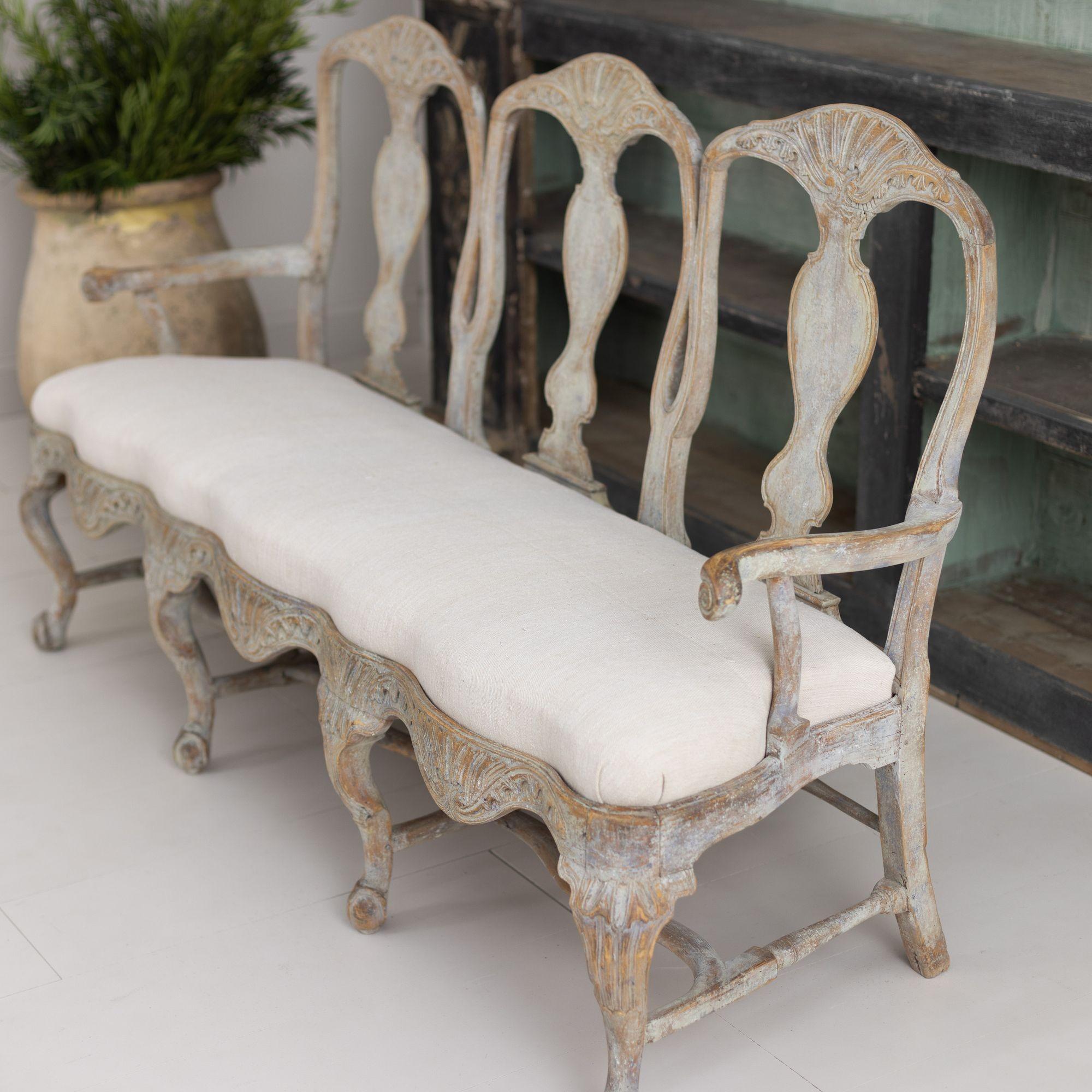 18th Century Swedish Rococo Period Settee or Sofa Bench in Original Paint For Sale 7