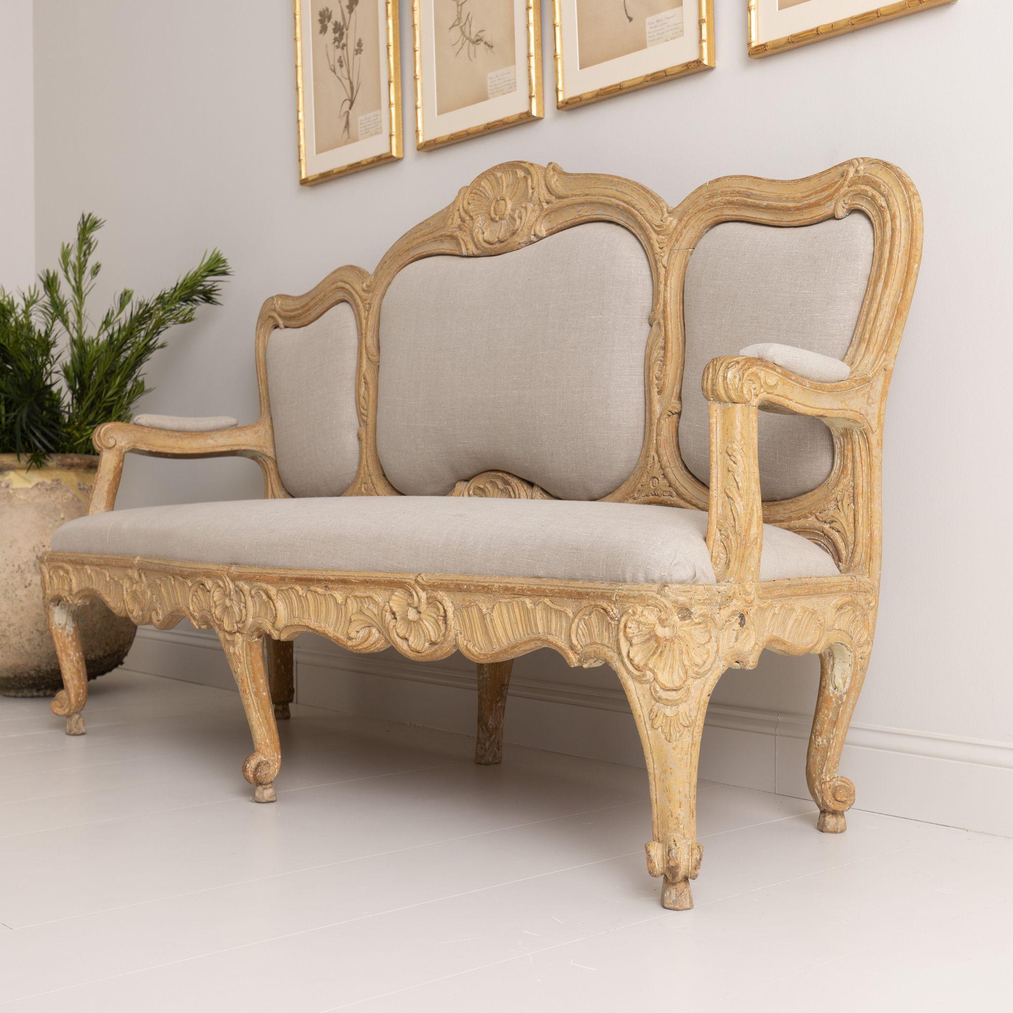 18th Century and Earlier 18th C. Swedish Rococo Sofa Bench in Original Paint from Stockholm