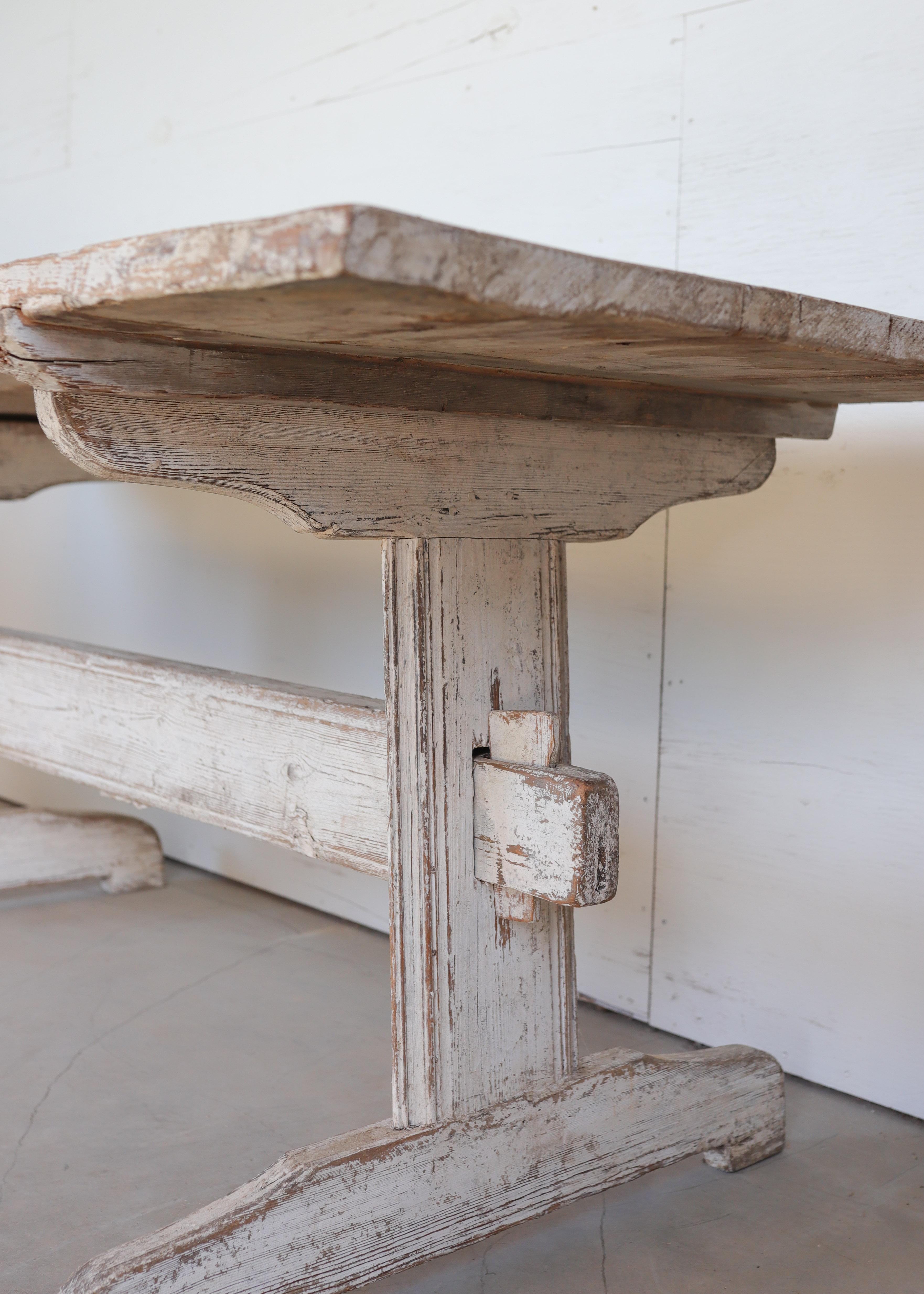 18th c. Swedish Stretcher Table Made from Nordic Pine For Sale 6