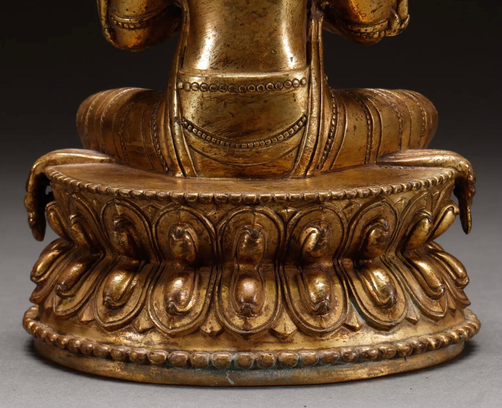 Estatua tibetana de Buda de Tara verde, bronce dorado, s. XVIII Bronce en venta