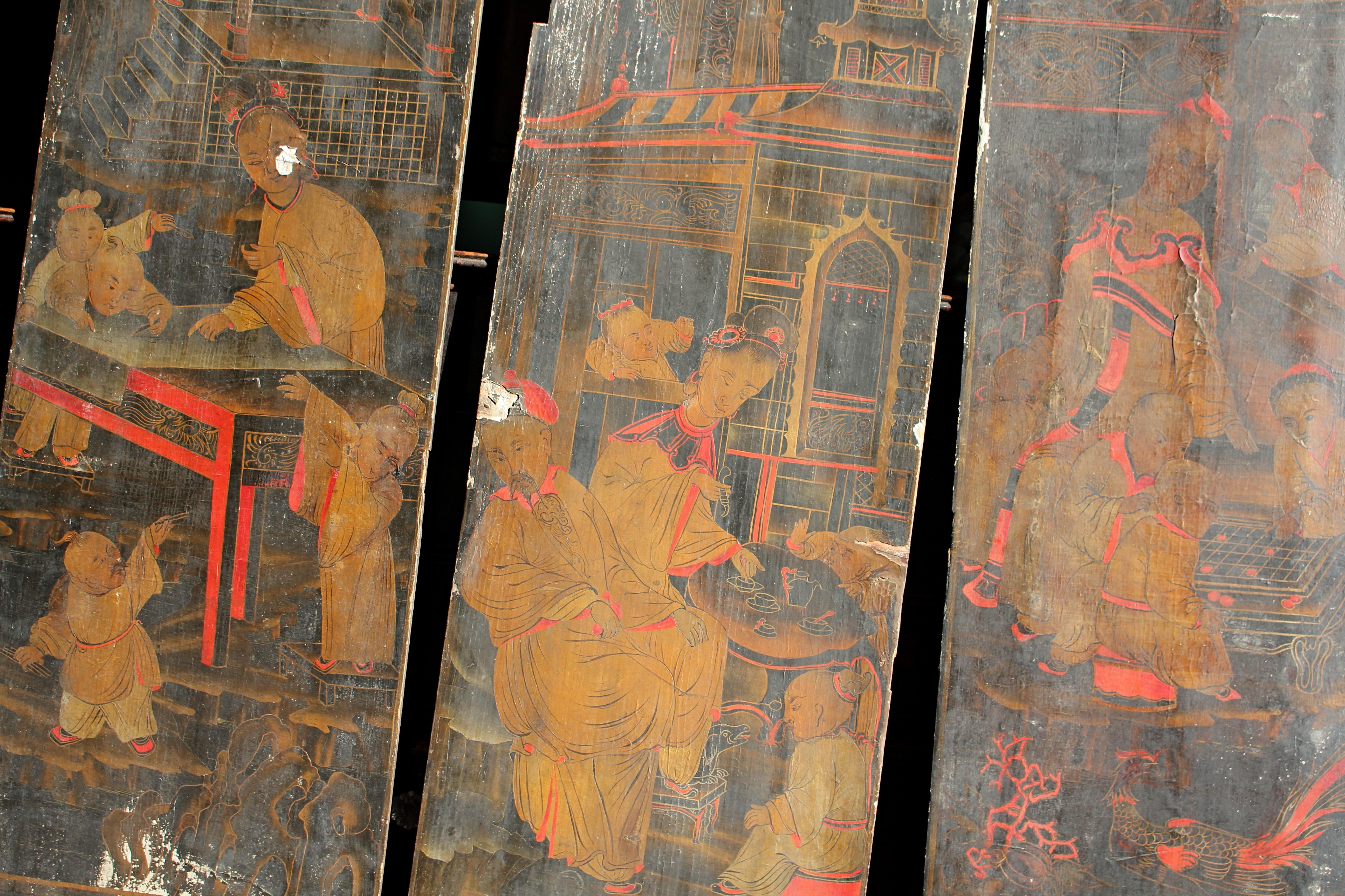 18th C Trio of Large Lacquered Japanned Furniture Panels Faded Grandeur For Sale 2