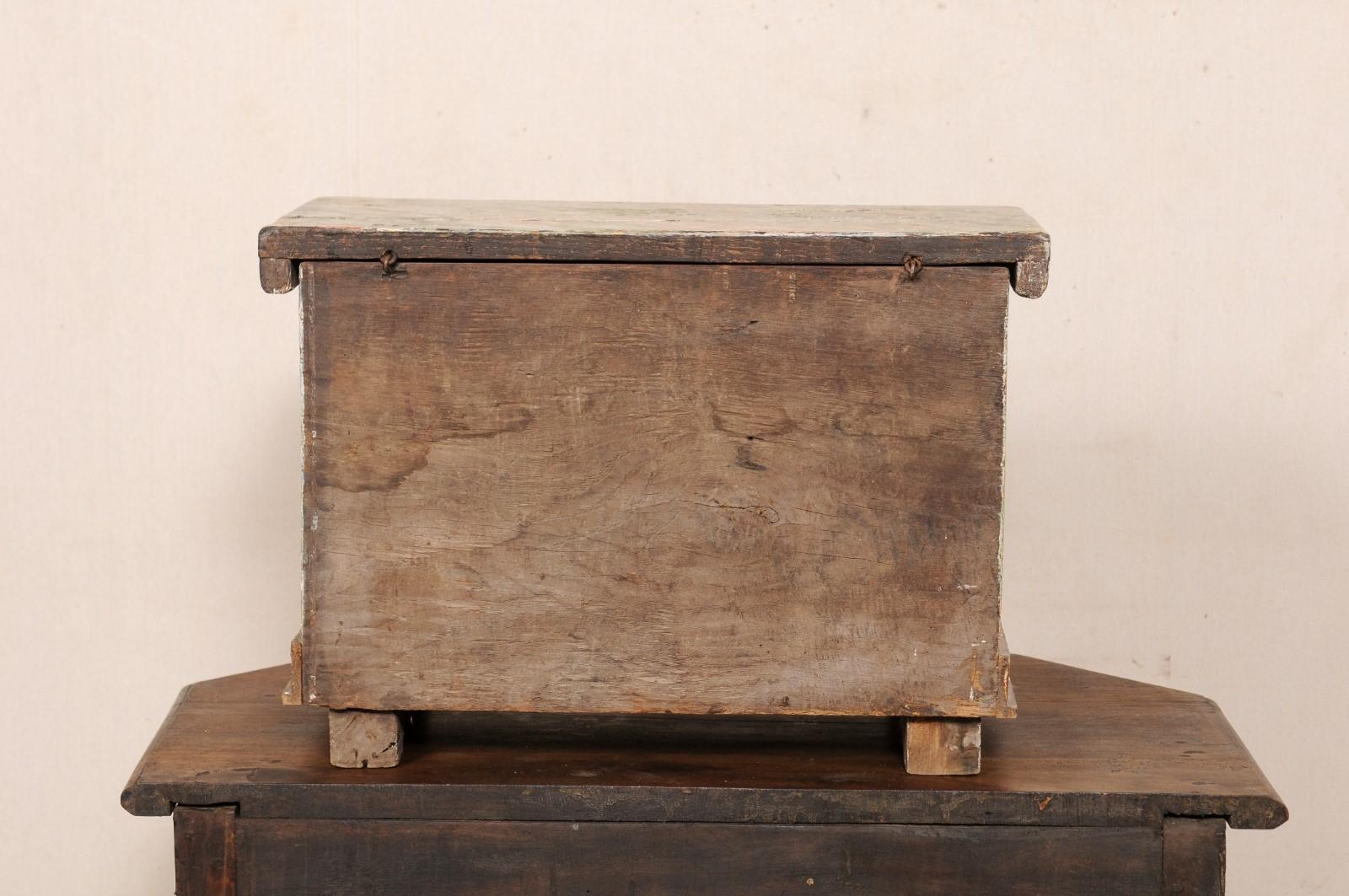 18th C. Venetian Italian Wood Box w/its Original Finish, 26.5