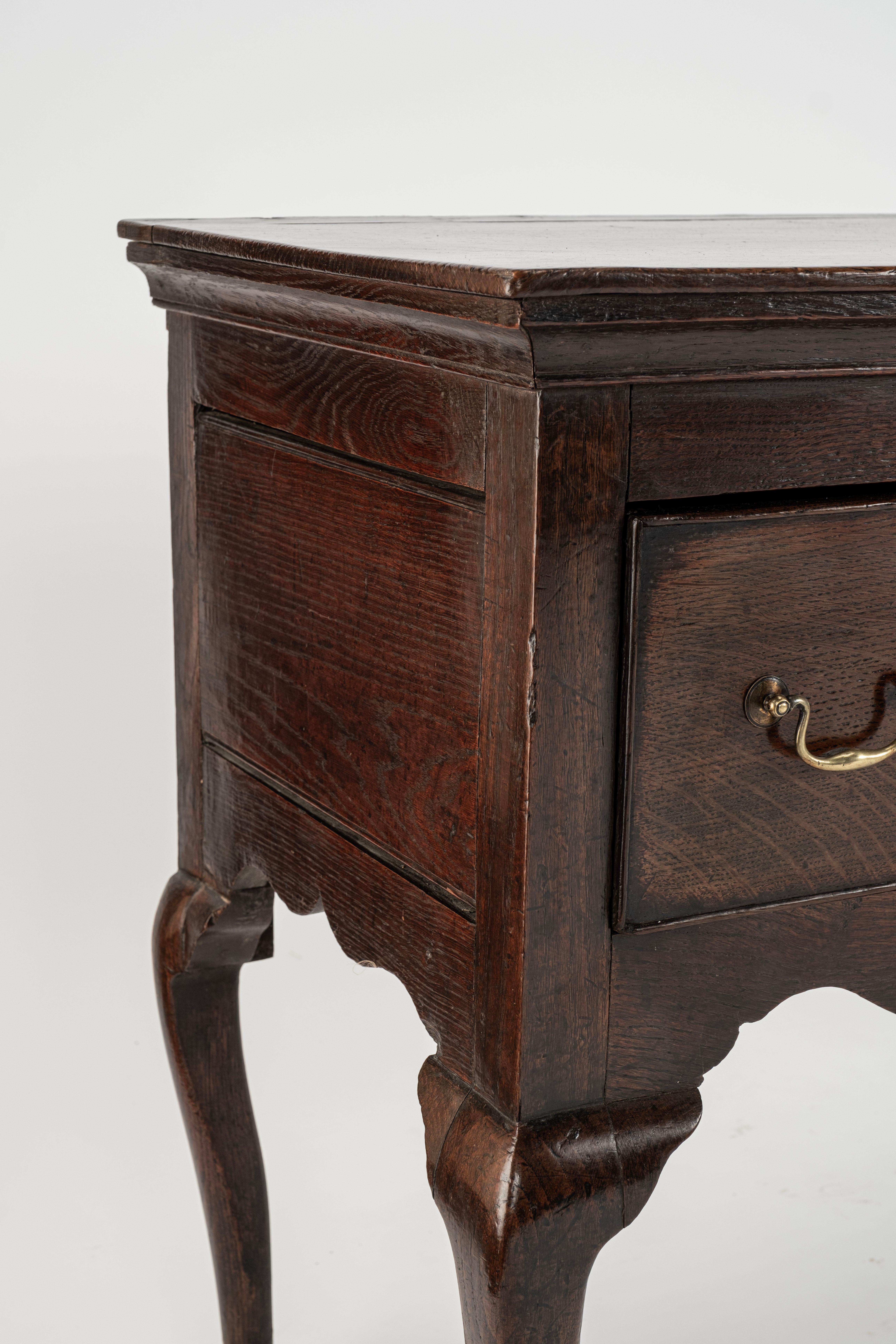 18th C. Walnut Commode For Sale 6
