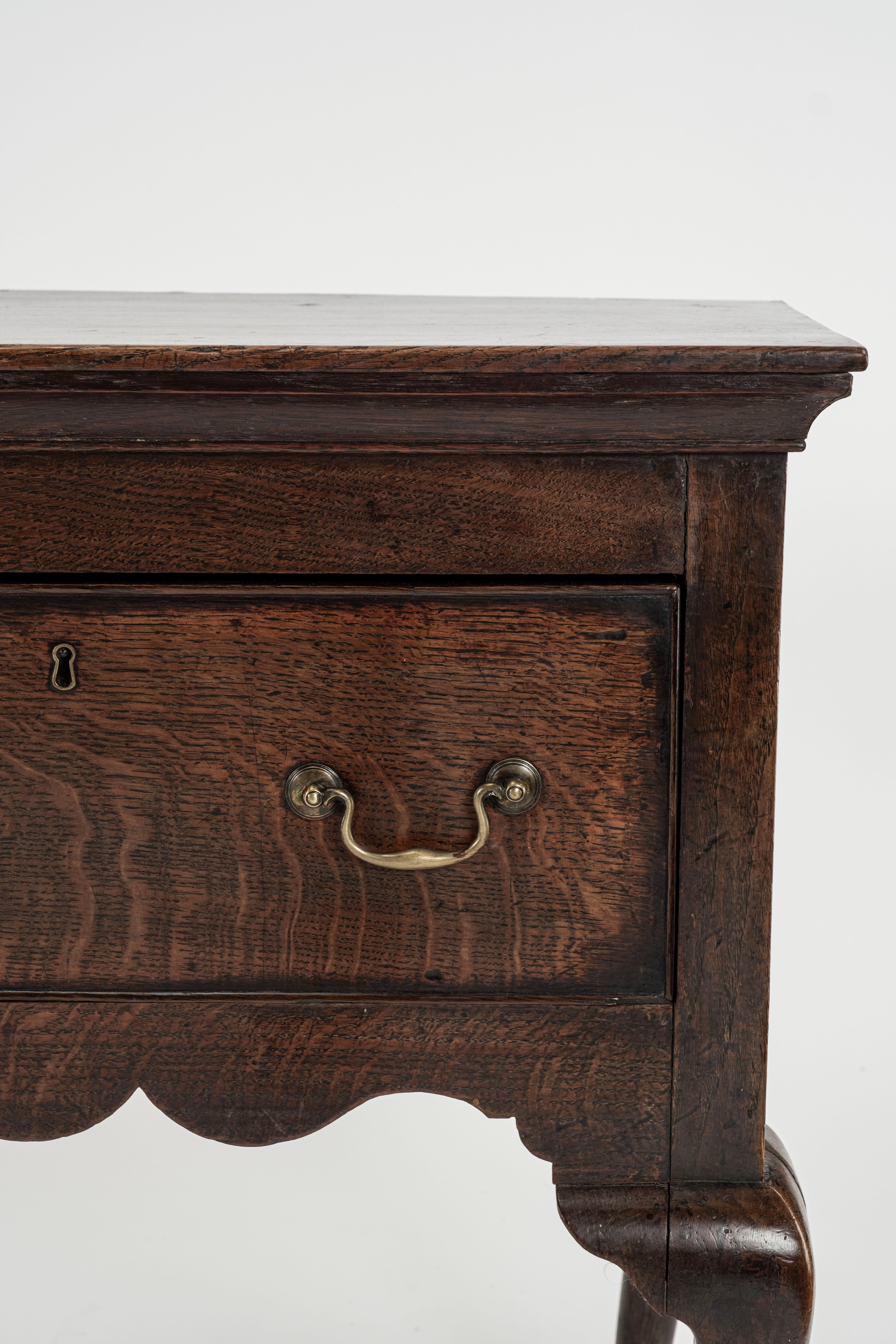 18th C. Walnut Commode For Sale 3