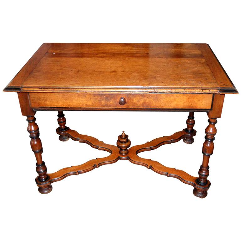 18th c. Walnut Writing Table For Sale