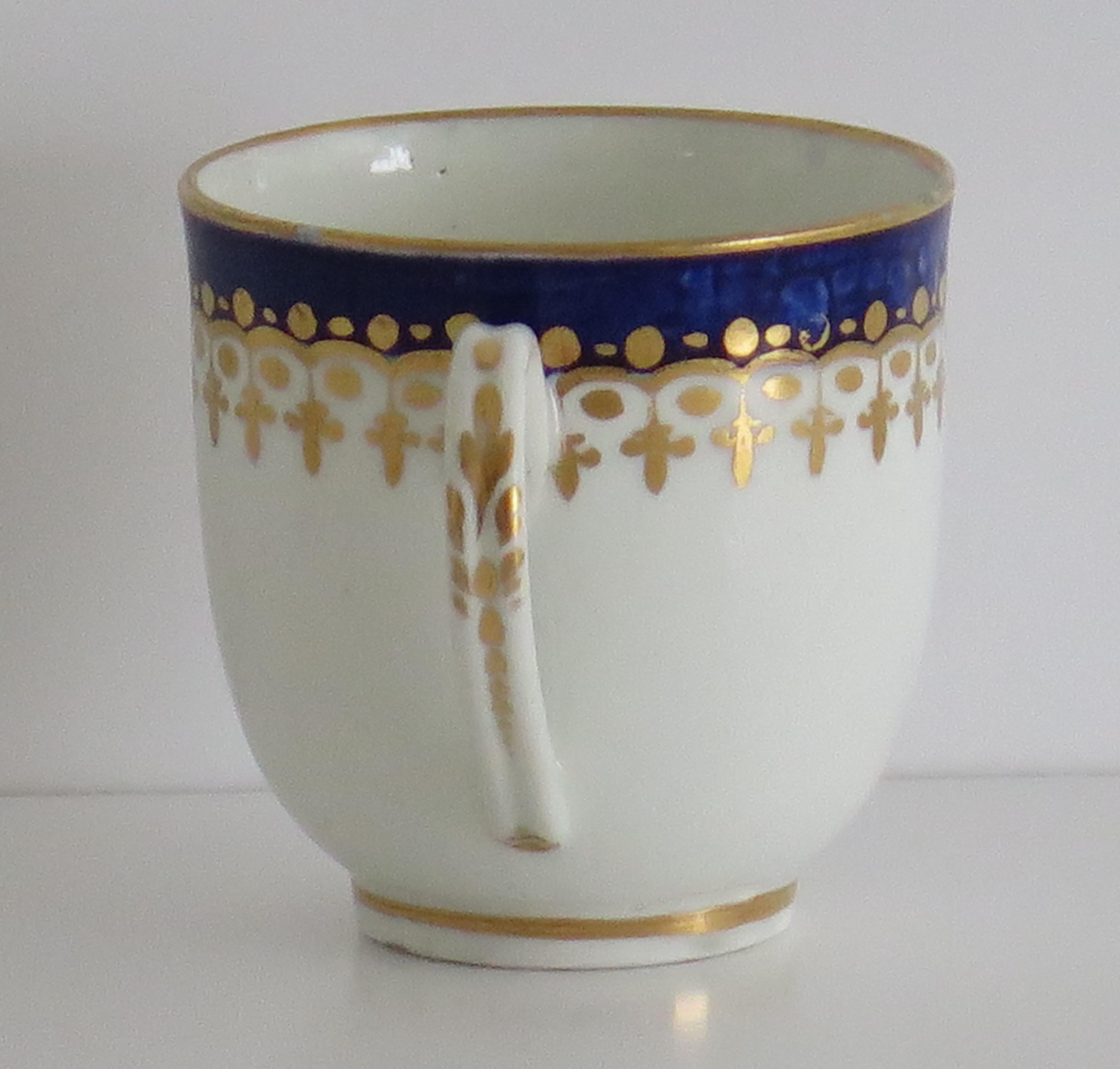 A.C.I.C. Trio en porcelaine de Worcester composé d'une tasse à café, d'un bol à thé et d'une soucoupe, vers 1780 en vente 3