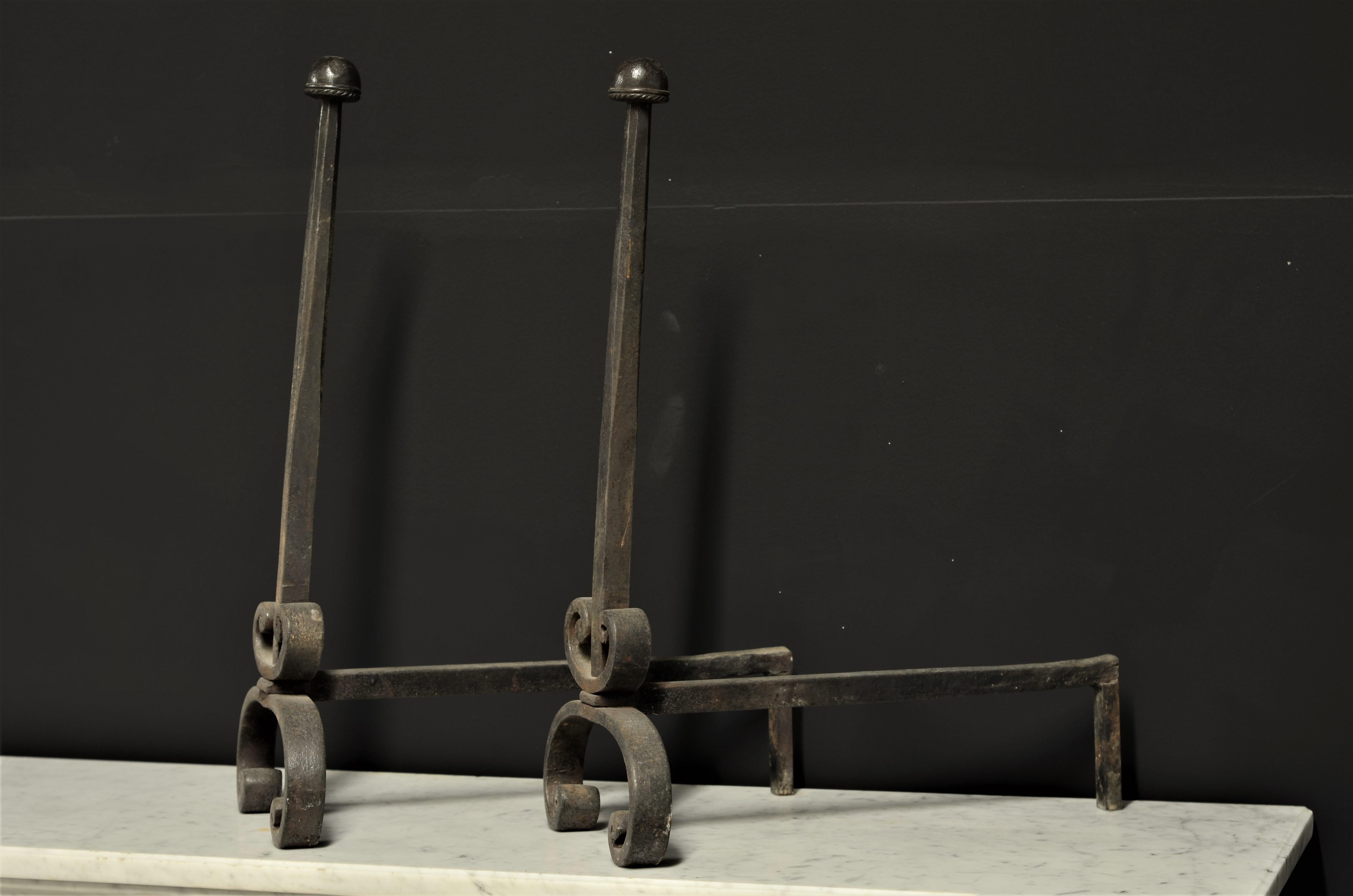 18th Century Wrought Iron Andirons In Good Condition In Haarlem, Noord-Holland