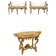 18e Cen. Paire de  Laqué  Bancs et table centrale laquée 18e