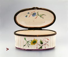 18th cent. Antique French Bonbonniere Box VP Veuve Perrin Faience Enamel / 200g