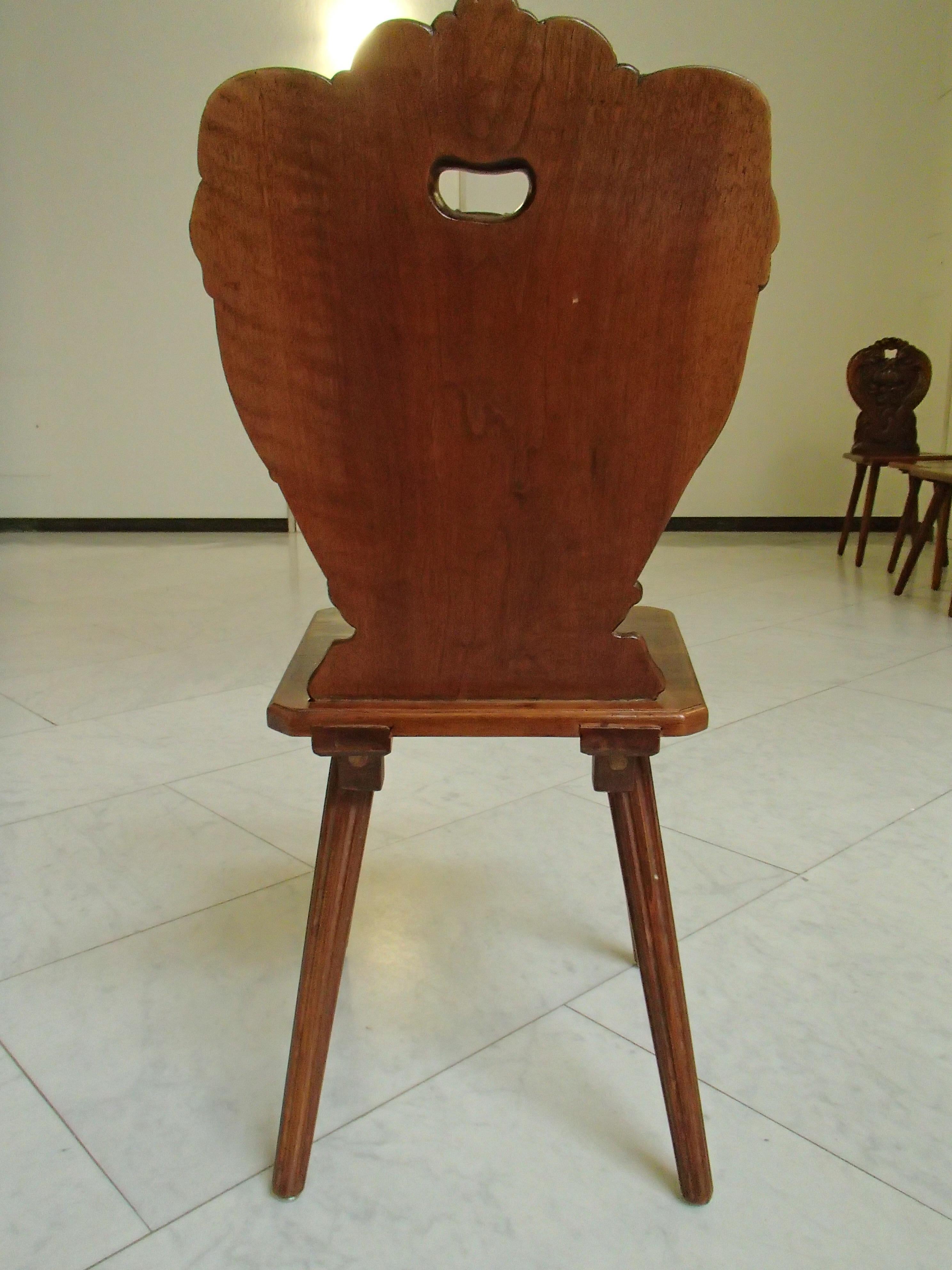 18th Century Brutalist Wooden Chair Carved with Fabulous Creature For Sale 1