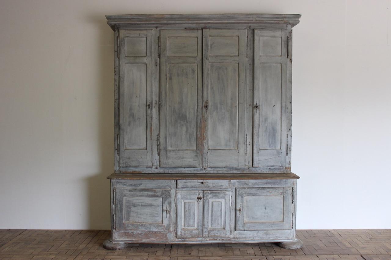 18th Century French Cupboard in Original Paint 6