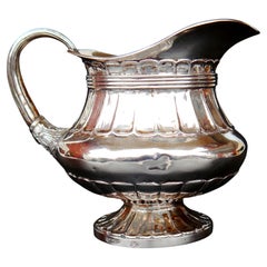 18e siècle. Pichet allemand Kassel Jug Pitcher en argent massif / 179 gr