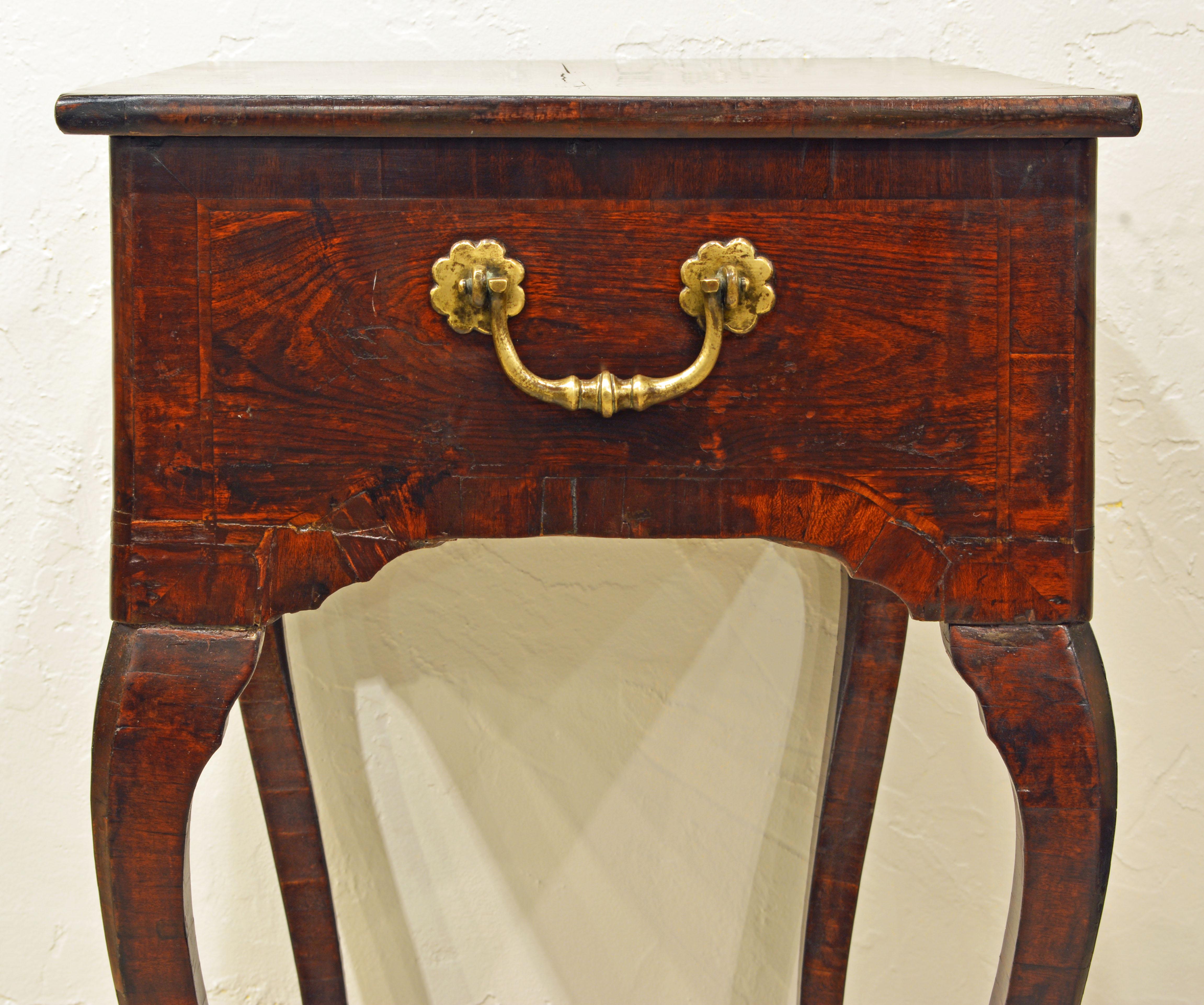 18th Century Spanish Lift Top Inlaid Walnut Compartment Side Table 8