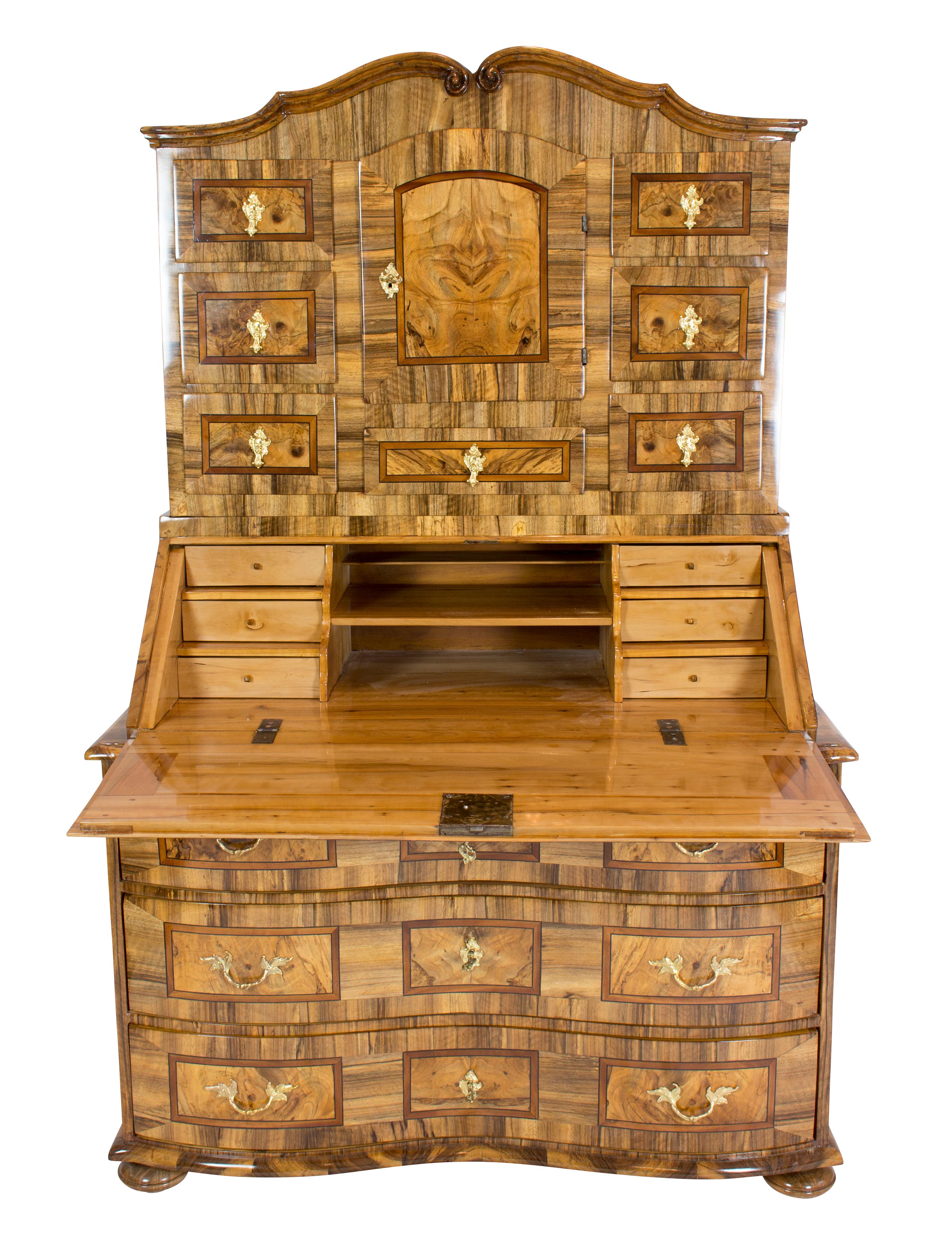Polished 18th Centurey Baroque Walnut Tabernacle / Secretaire For Sale