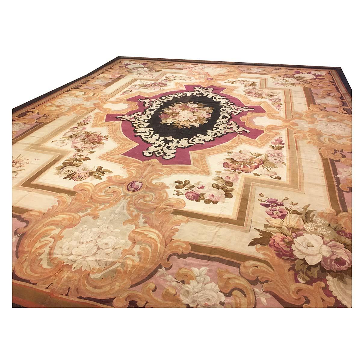 19th Century 14x17 French Aubusson Tapestry Rug #9902078 In Fair Condition For Sale In Houston, TX