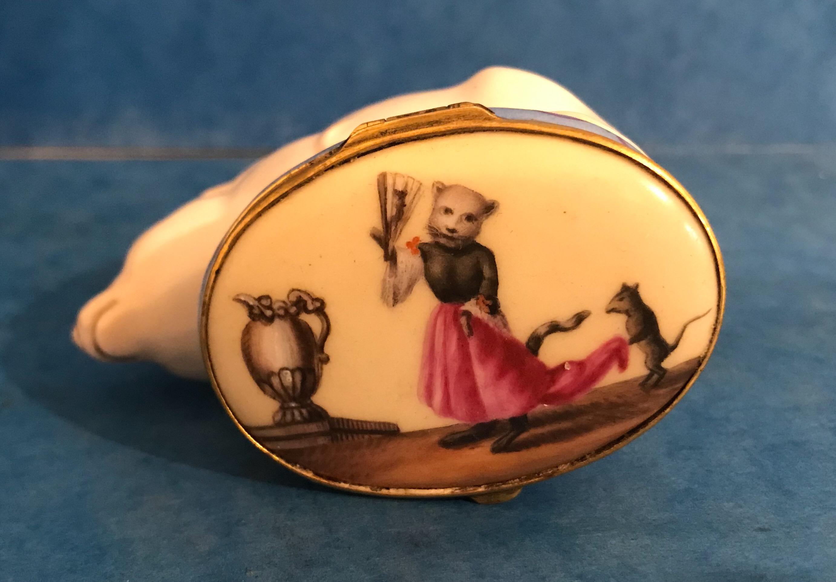 18th Century 1780 Mouse Bonbonniere In Good Condition In Windsor, Berkshire