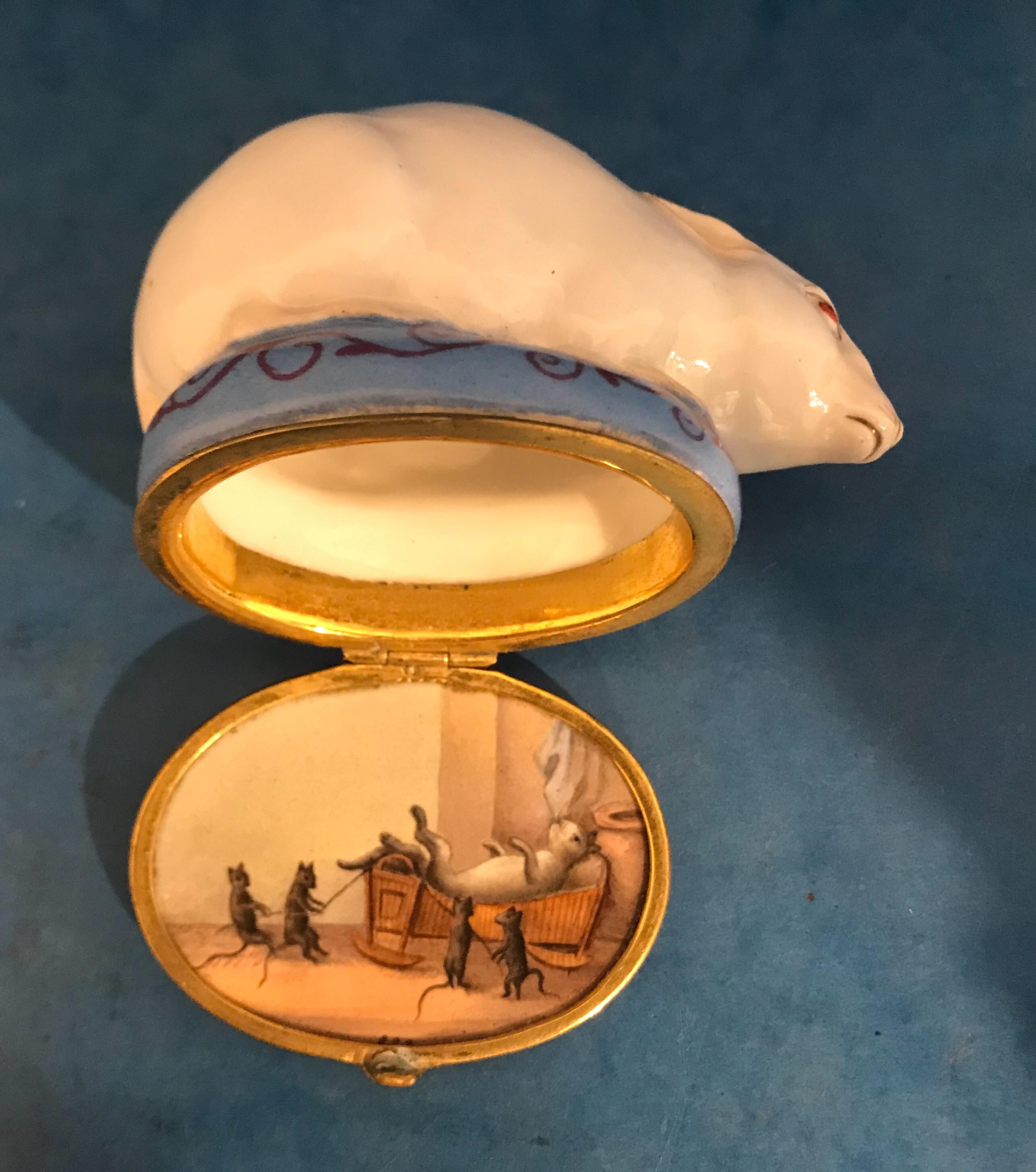 Porcelain 18th Century 1780 Mouse Bonbonniere