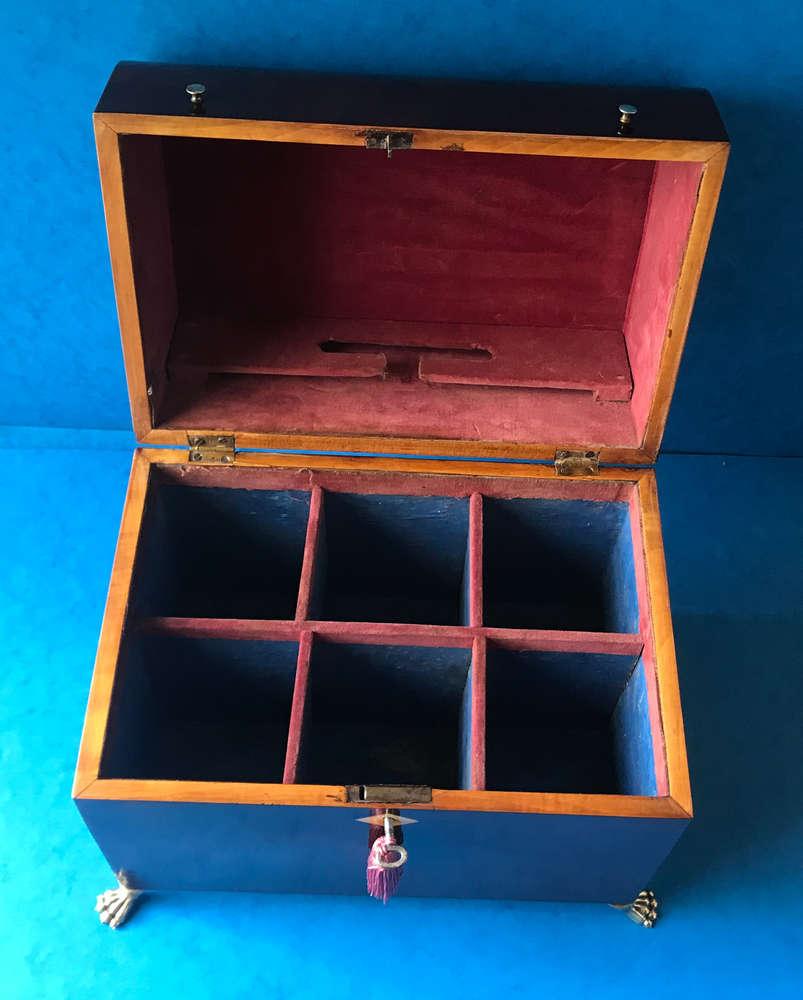18th Century 1790 Mahogany Dutch Decanter Box For Sale 7
