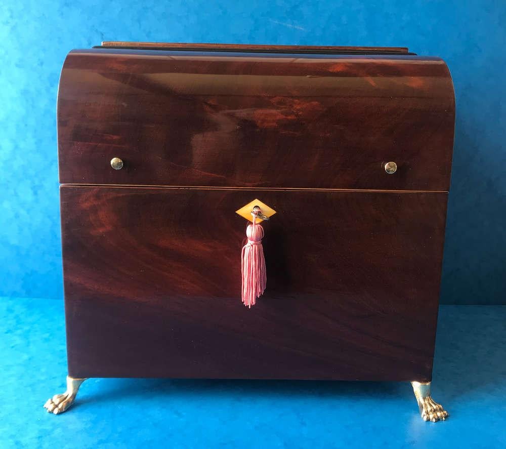 Other 18th Century 1790 Mahogany Dutch Decanter Box For Sale