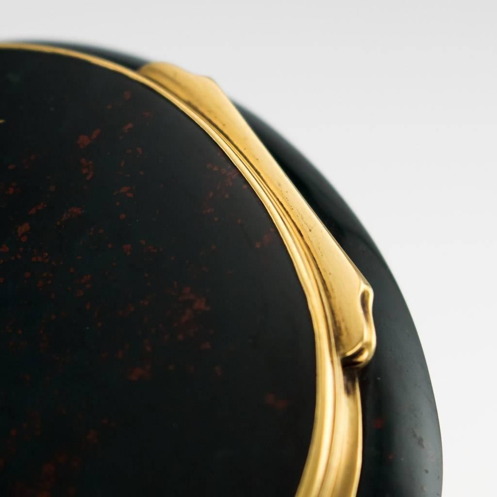 18th Century 18-Karat Gold-Mounted Hardstone Snuff Box, circa 1790 2