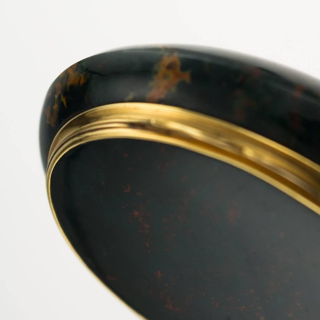 18th Century 18-Karat Gold-Mounted Hardstone Snuff Box, circa 1790 5