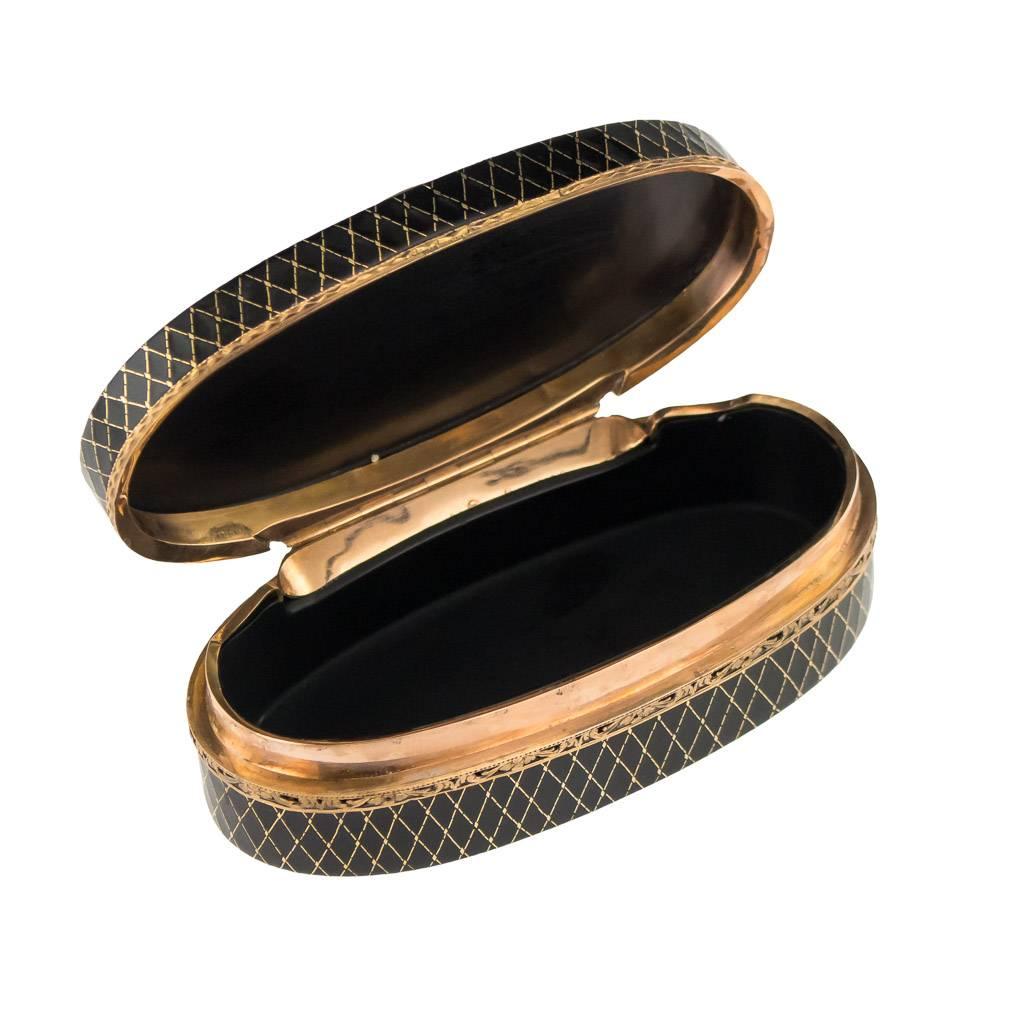 French 18th Century 18-Karat Gold-Mounted and Japanese Lacquer Snuff Box, circa 1780