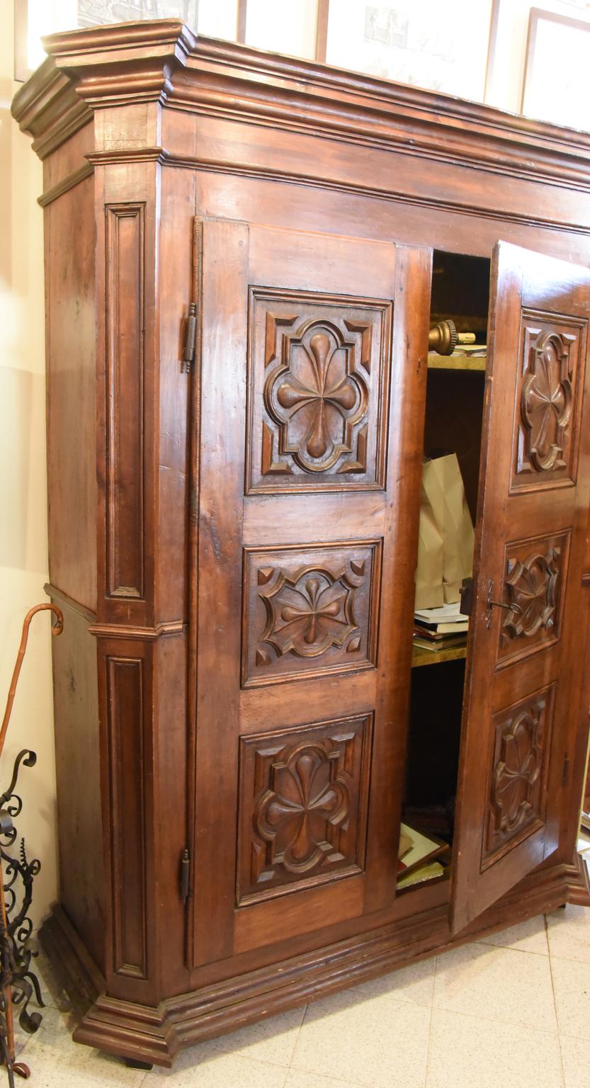 Hand-Crafted 18th Century, 2-Piece Wardrobe in Brown Poplar, Northern Italy, 1700s For Sale