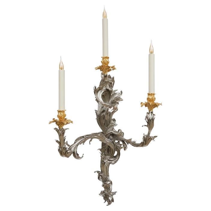 Applique Louis XV du XVIIIe siècle à 3 lumières en nickel et or