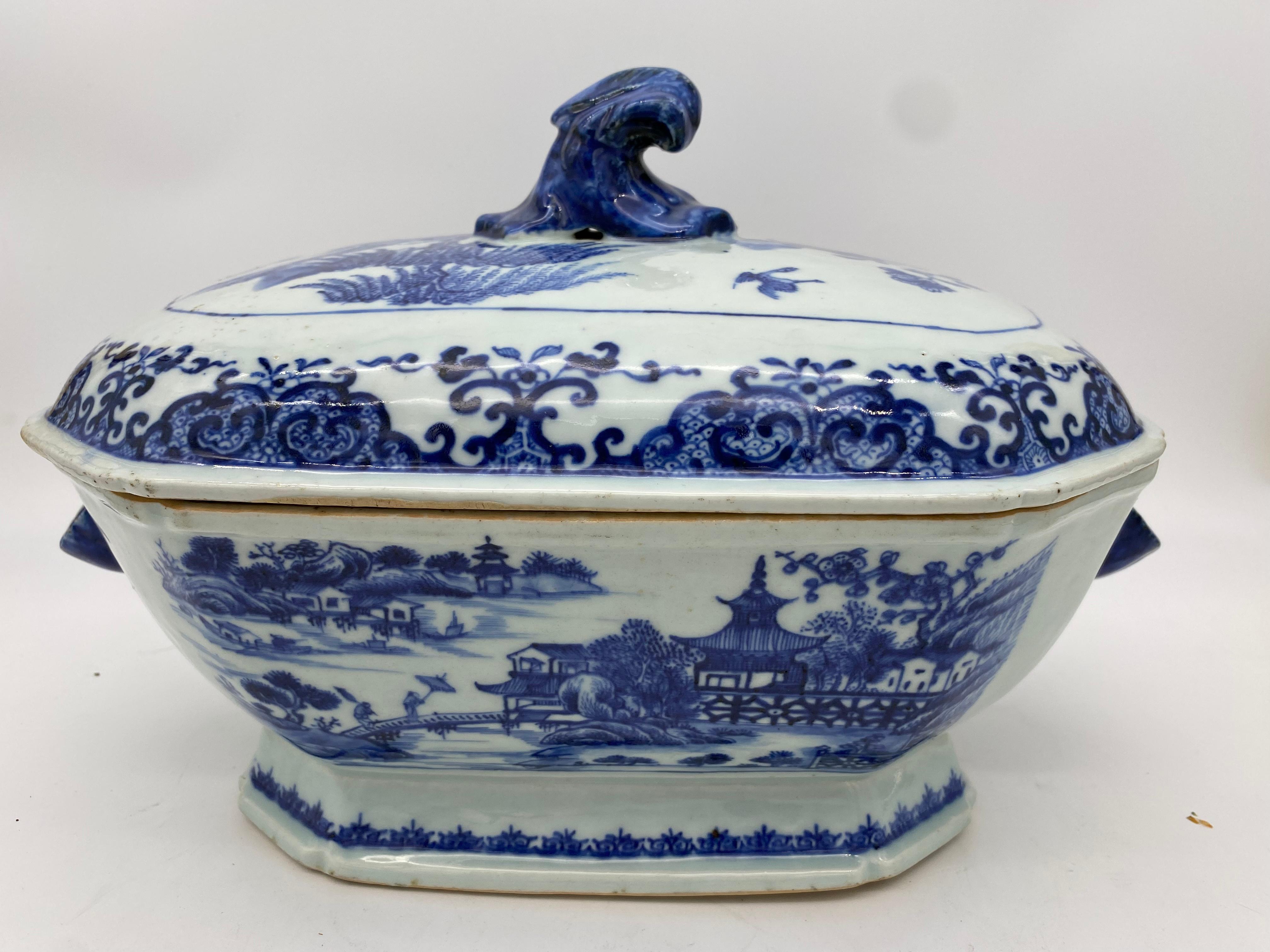 Hand-Carved 18th Century Blue and White Chinese Porcelain Tureen and Cover For Sale